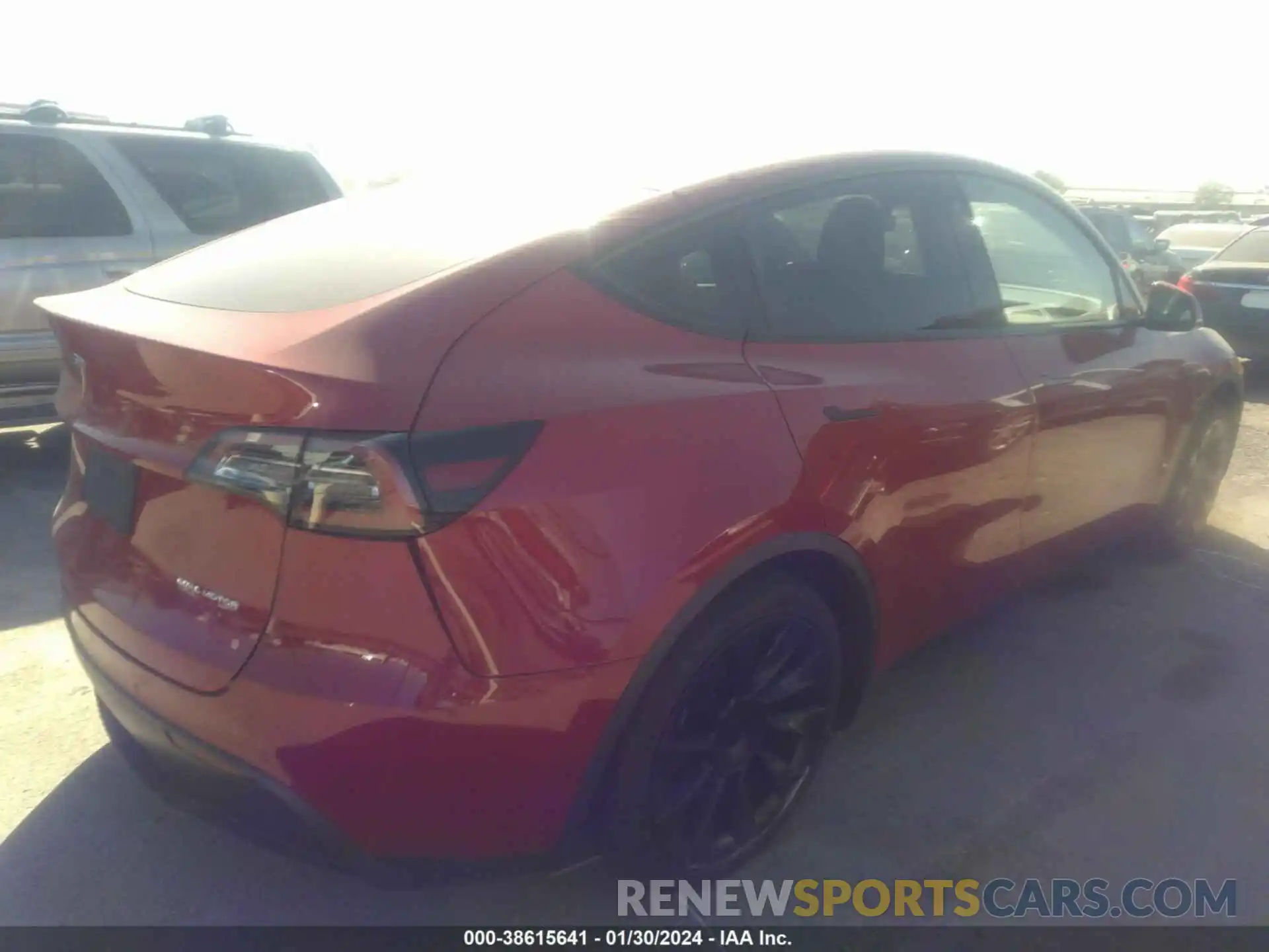 4 Photograph of a damaged car 7SAYGDEE8NF349980 TESLA MODEL Y 2022