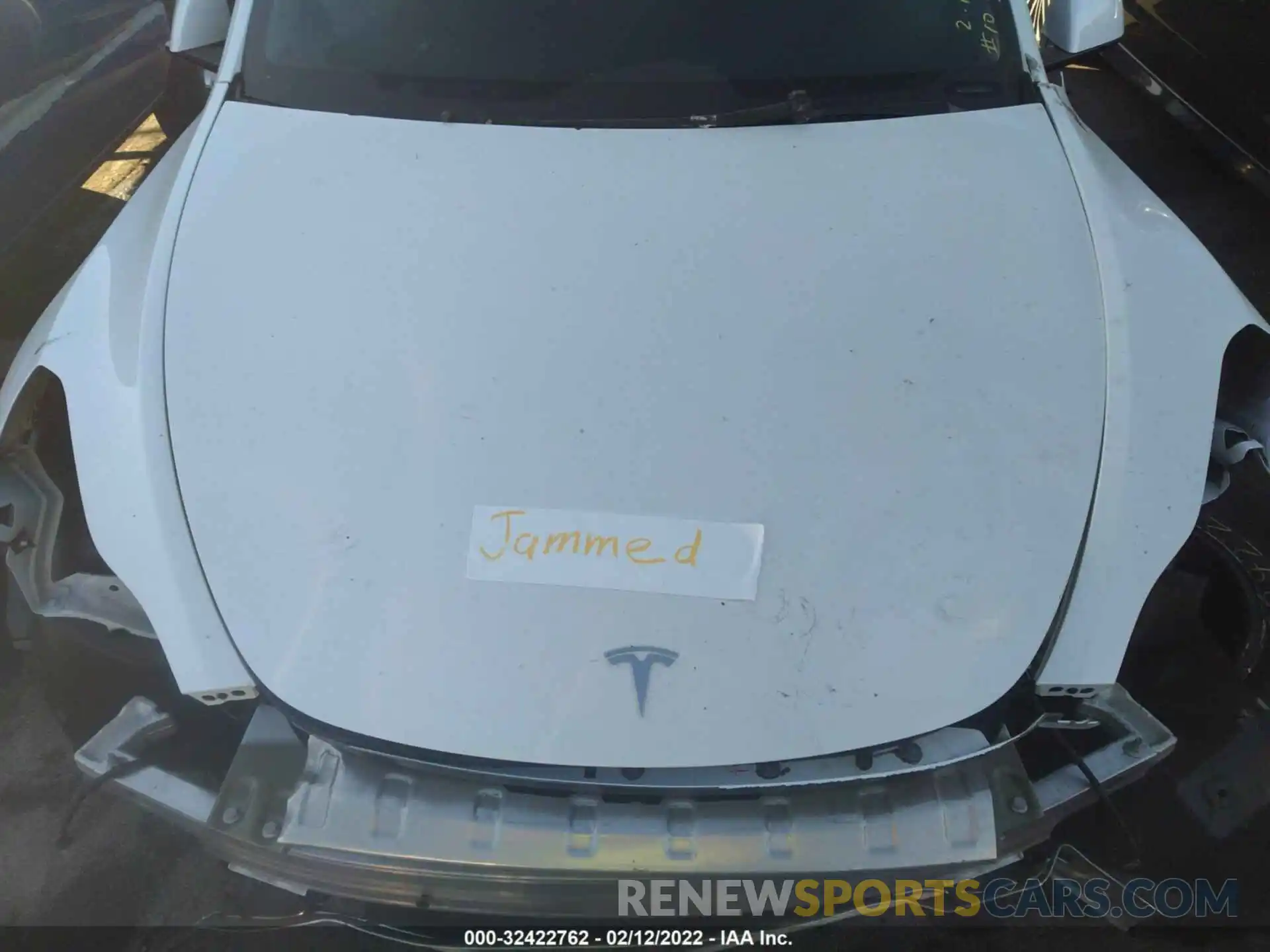 10 Photograph of a damaged car 7SAYGDEE8NF366973 TESLA MODEL Y 2022