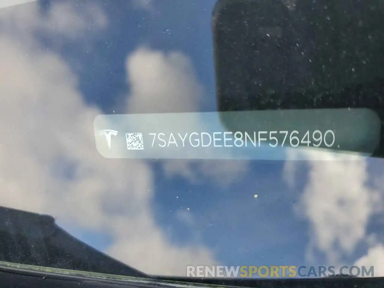 14 Photograph of a damaged car 7SAYGDEE8NF576490 TESLA MODEL Y 2022