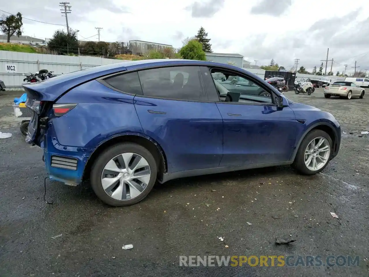 3 Photograph of a damaged car 7SAYGDEE8NF576490 TESLA MODEL Y 2022