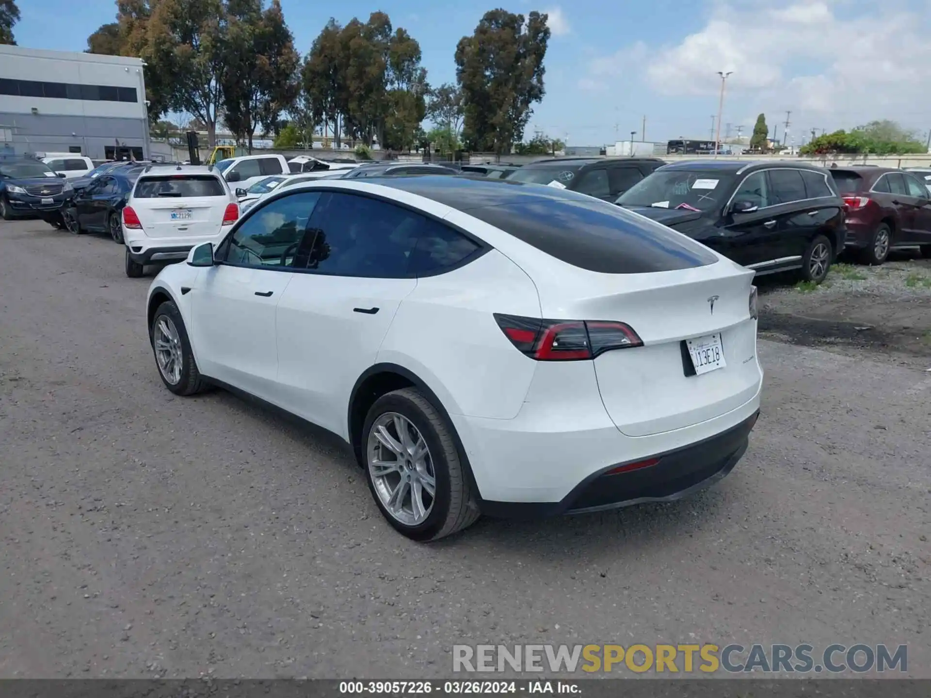 3 Photograph of a damaged car 7SAYGDEE8NF576604 TESLA MODEL Y 2022