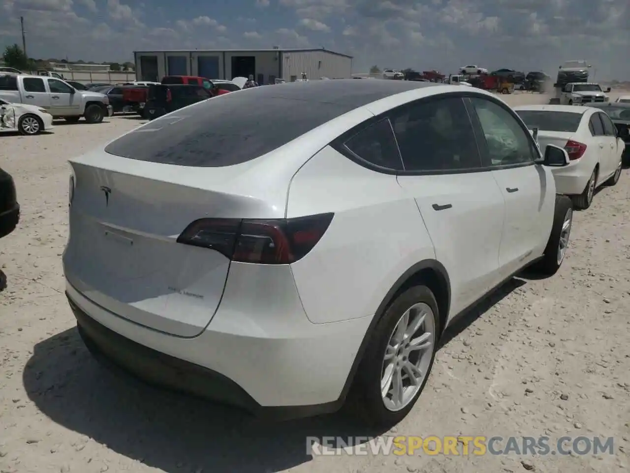 4 Photograph of a damaged car 7SAYGDEE9NF390974 TESLA MODEL Y 2022