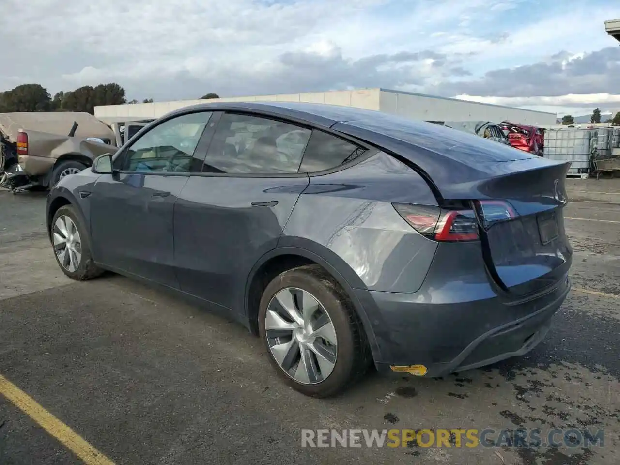 2 Photograph of a damaged car 7SAYGDEE9NF424668 TESLA MODEL Y 2022