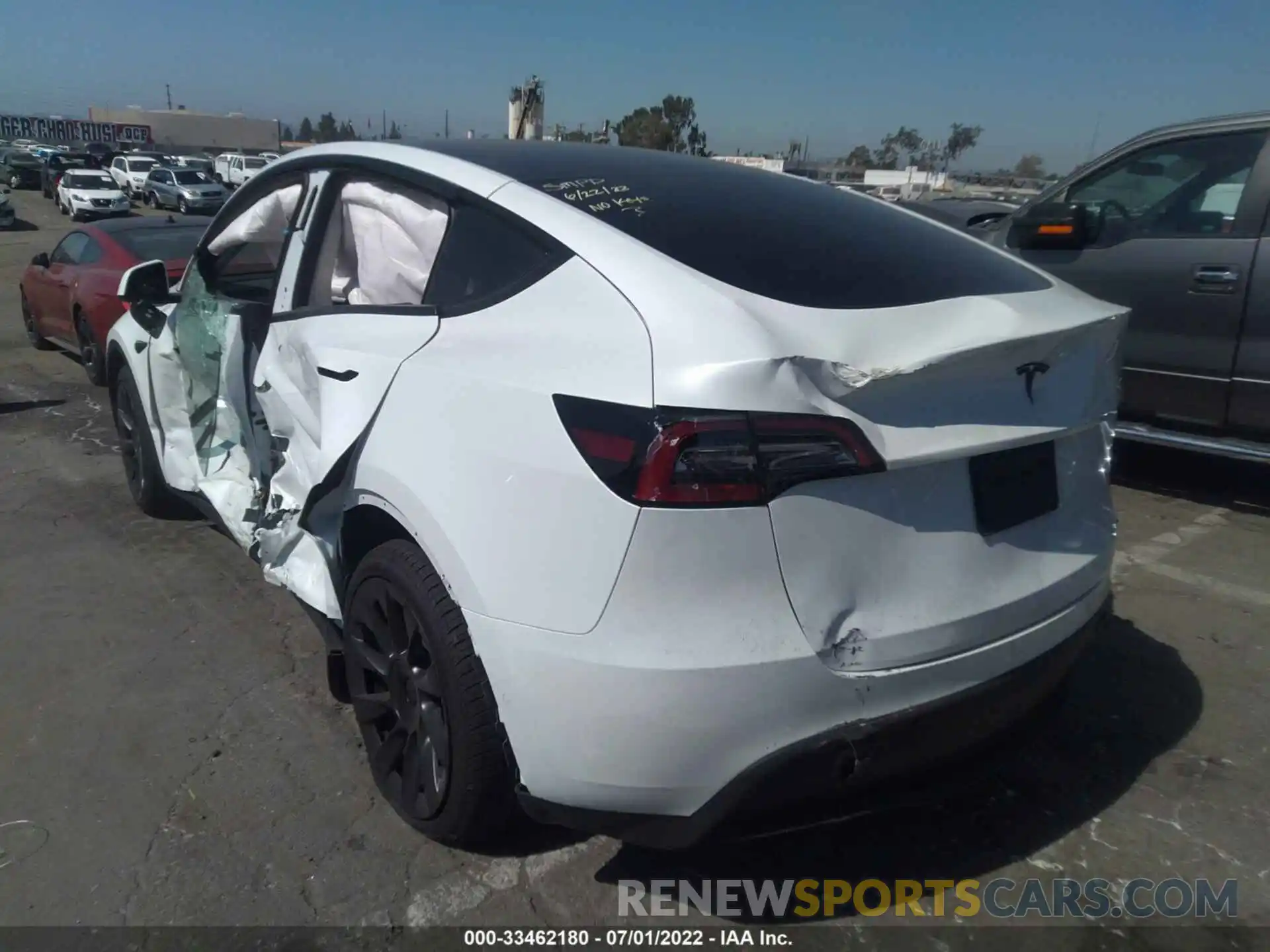 3 Photograph of a damaged car 7SAYGDEE9NF444225 TESLA MODEL Y 2022