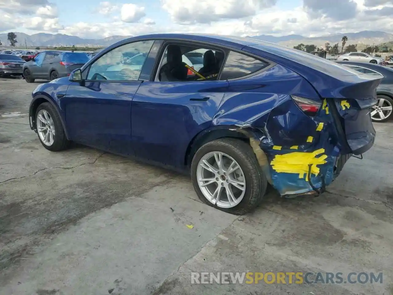 2 Photograph of a damaged car 7SAYGDEE9NF537908 TESLA MODEL Y 2022