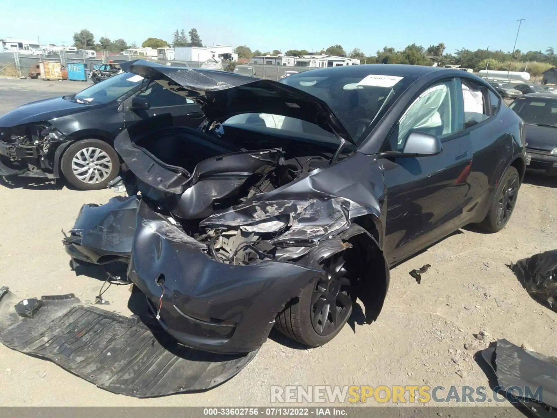 2 Photograph of a damaged car 7SAYGDEEXNF341105 TESLA MODEL Y 2022