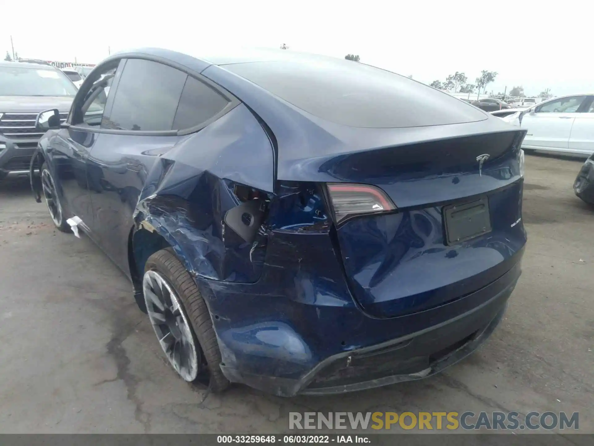 3 Photograph of a damaged car 7SAYGDEEXNF348572 TESLA MODEL Y 2022