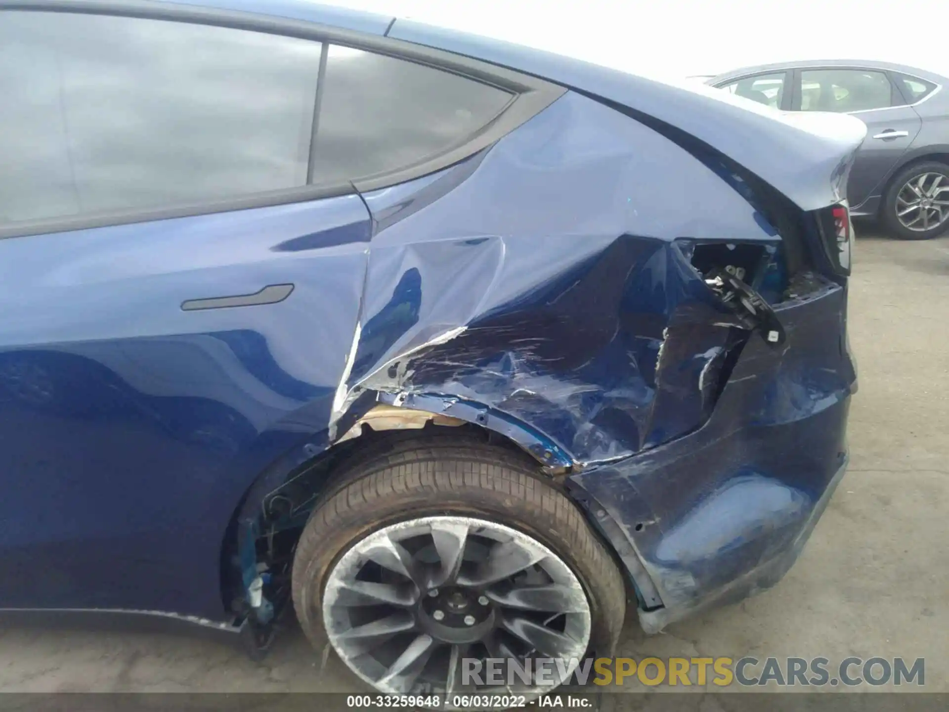 6 Photograph of a damaged car 7SAYGDEEXNF348572 TESLA MODEL Y 2022