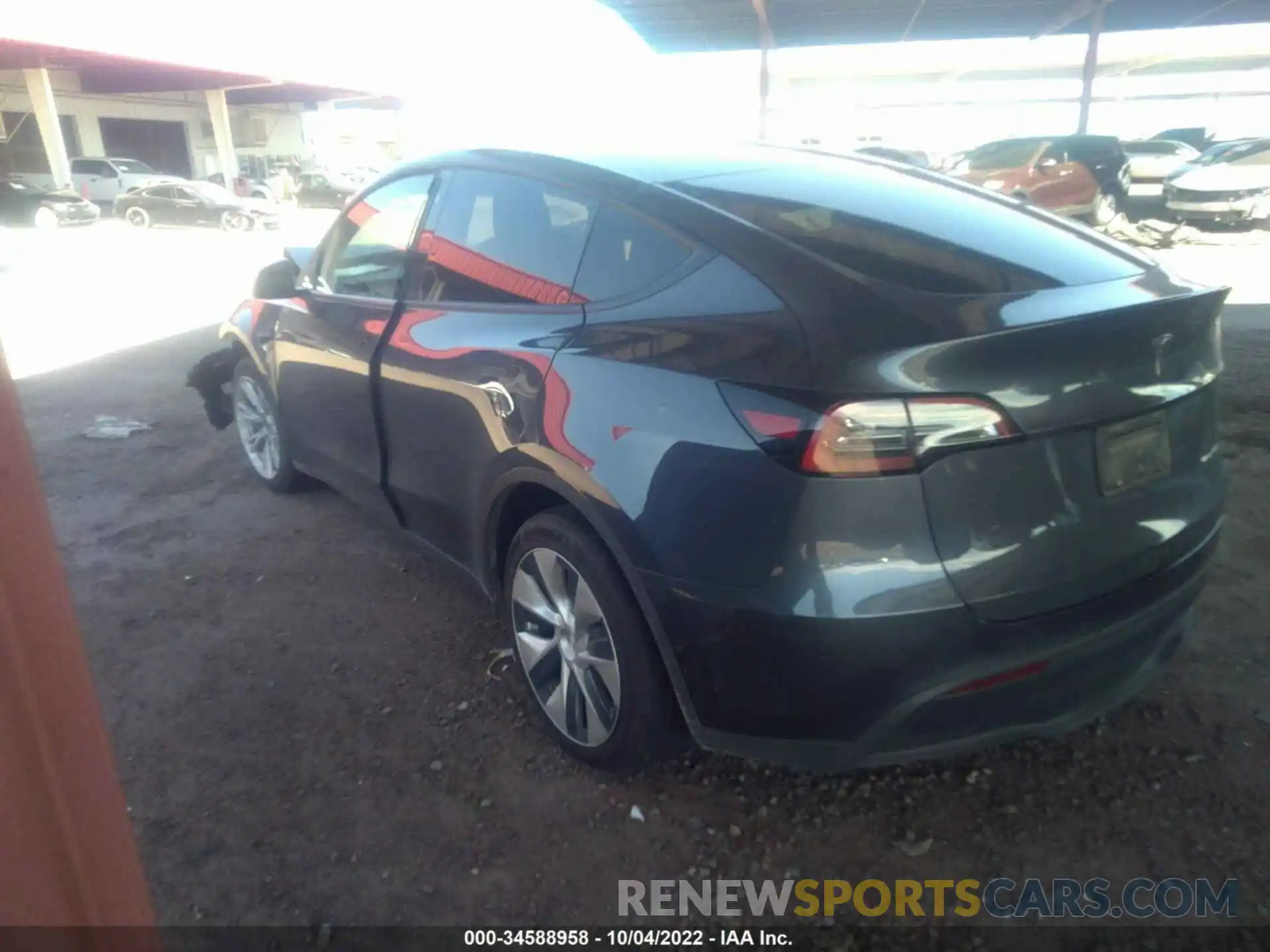 3 Photograph of a damaged car 7SAYGDEEXNF360690 TESLA MODEL Y 2022