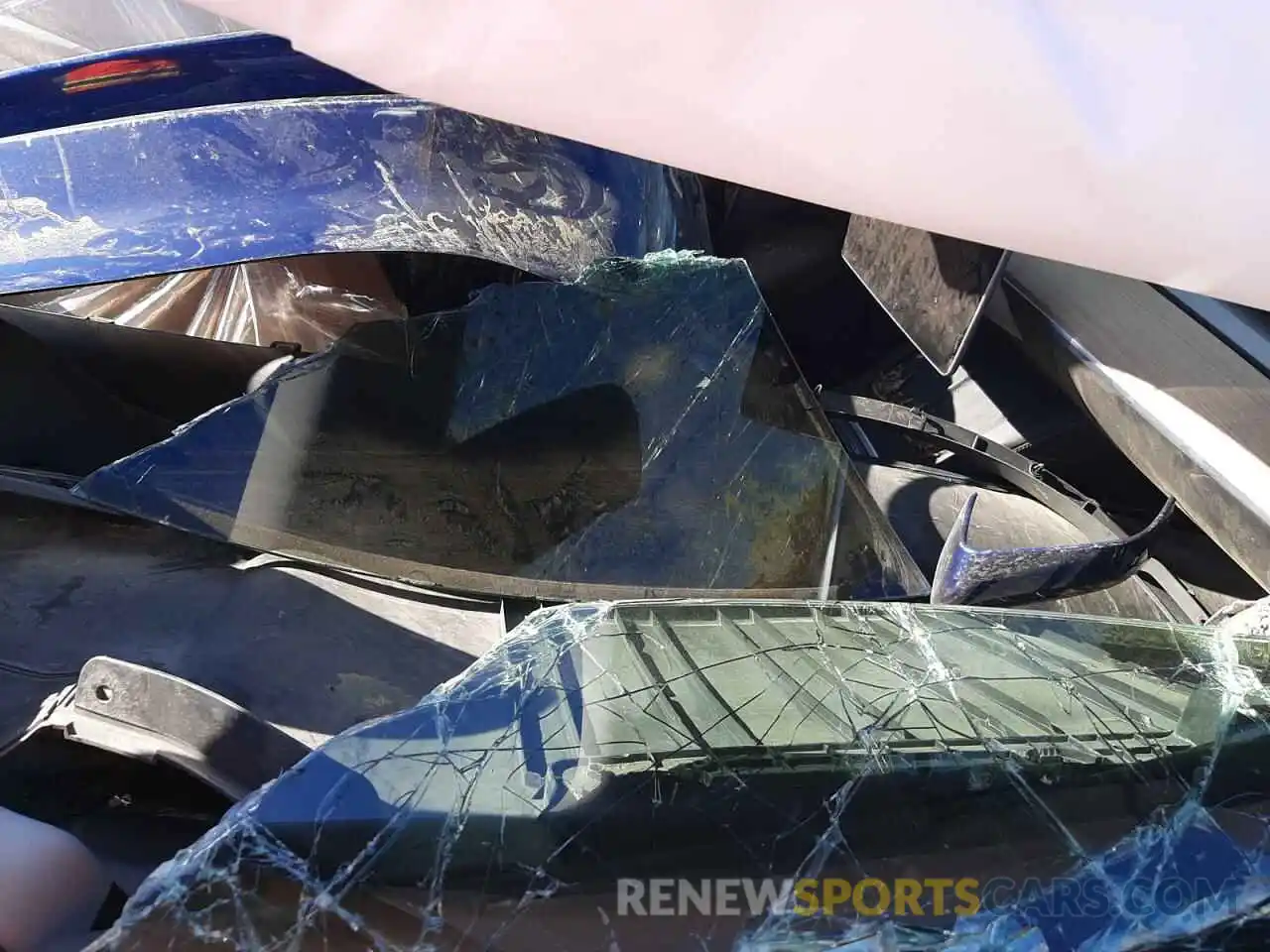 5 Photograph of a damaged car 7SAYGDEEXNF363394 TESLA MODEL Y 2022