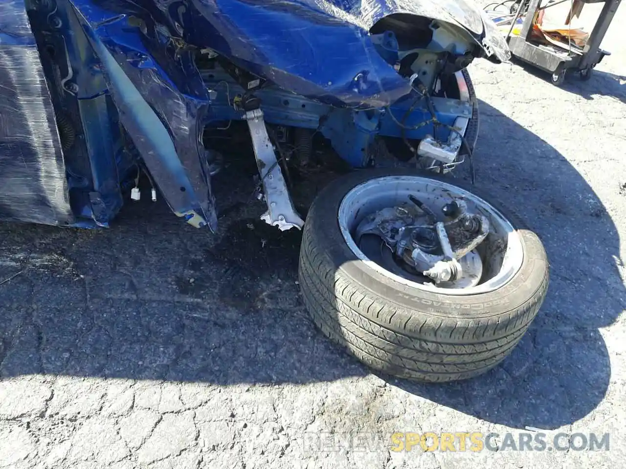 9 Photograph of a damaged car 7SAYGDEEXNF363394 TESLA MODEL Y 2022