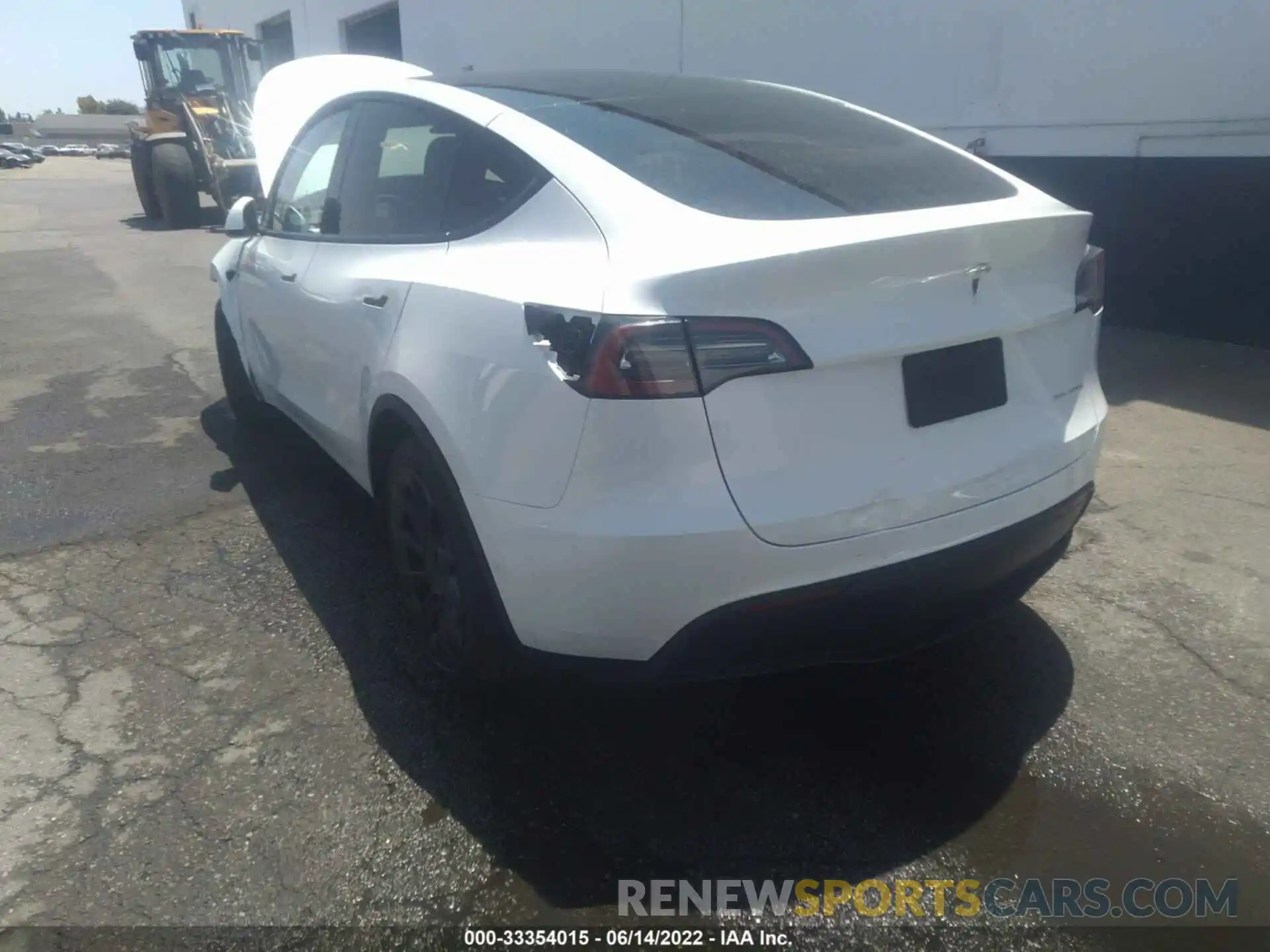 3 Photograph of a damaged car 7SAYGDEEXNF364173 TESLA MODEL Y 2022