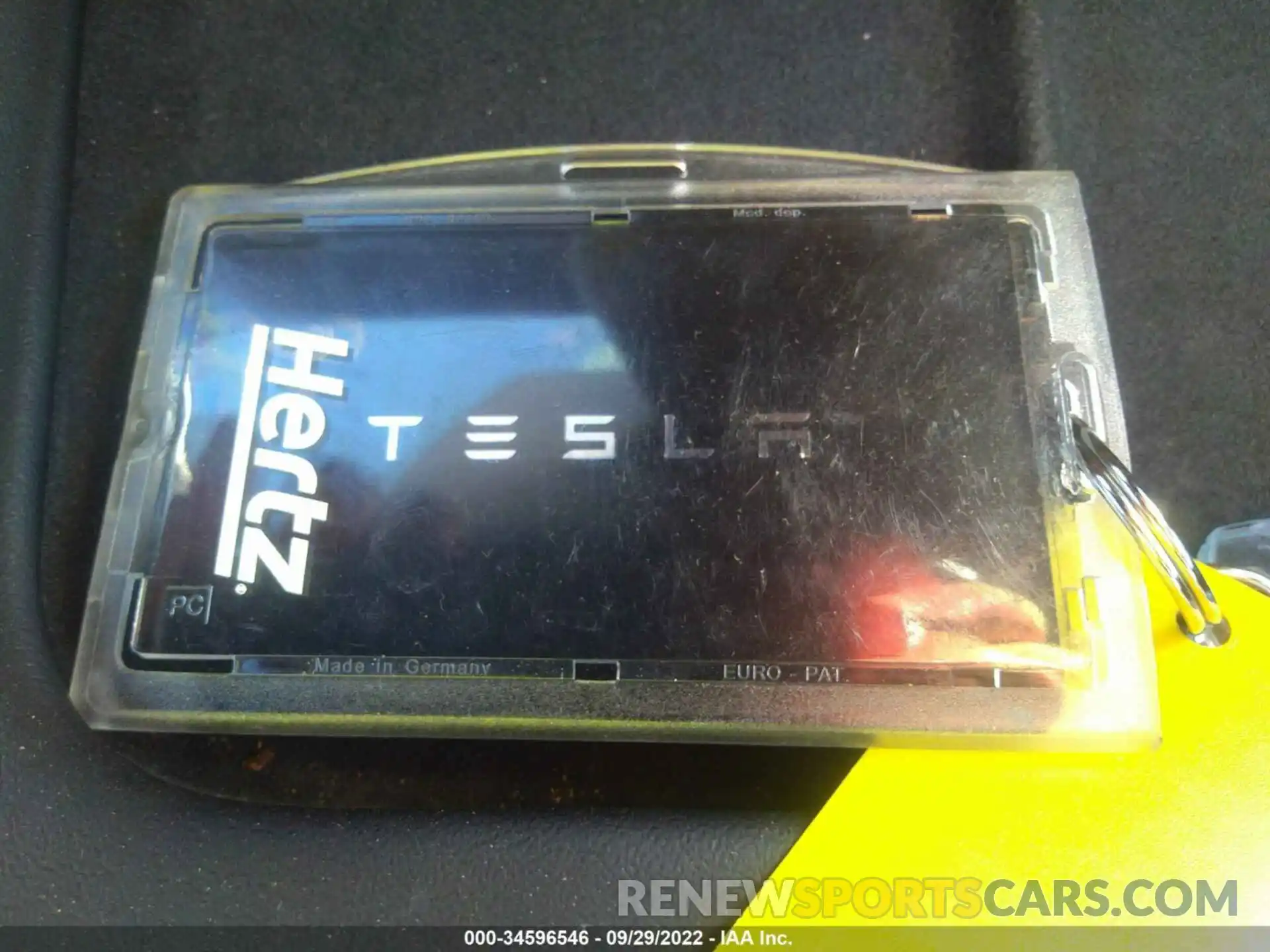 11 Photograph of a damaged car 7SAYGDEEXNF386741 TESLA MODEL Y 2022