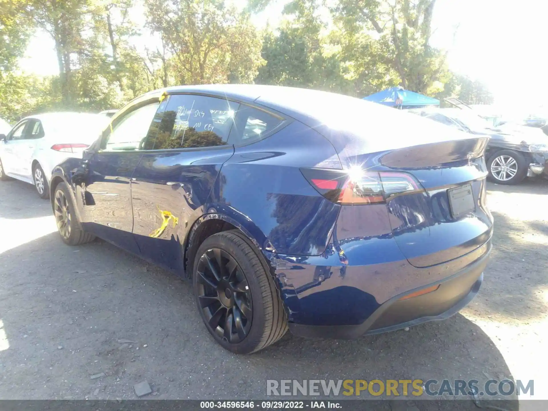 3 Photograph of a damaged car 7SAYGDEEXNF386741 TESLA MODEL Y 2022