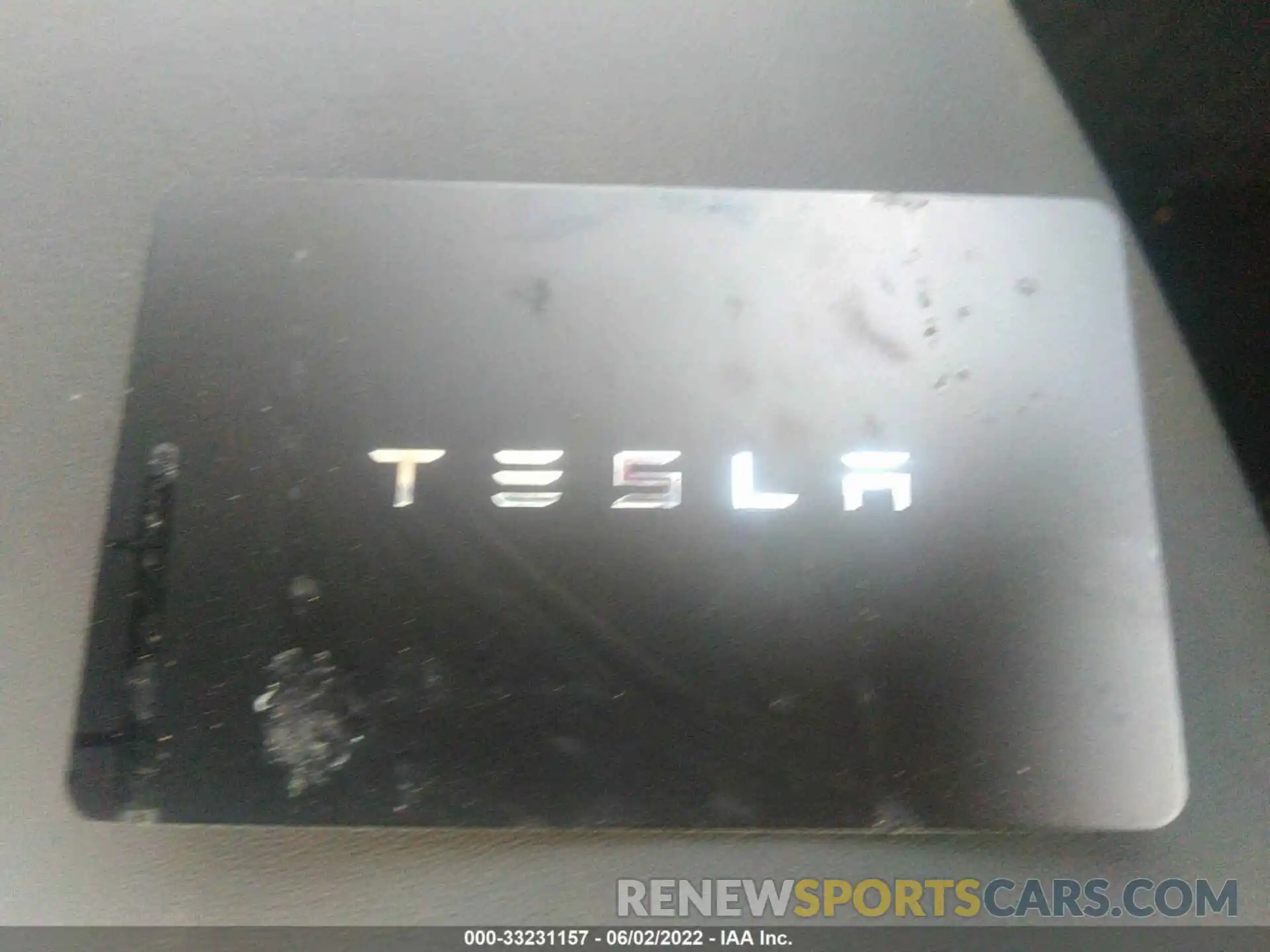 11 Photograph of a damaged car 7SAYGDEEXNF428048 TESLA MODEL Y 2022