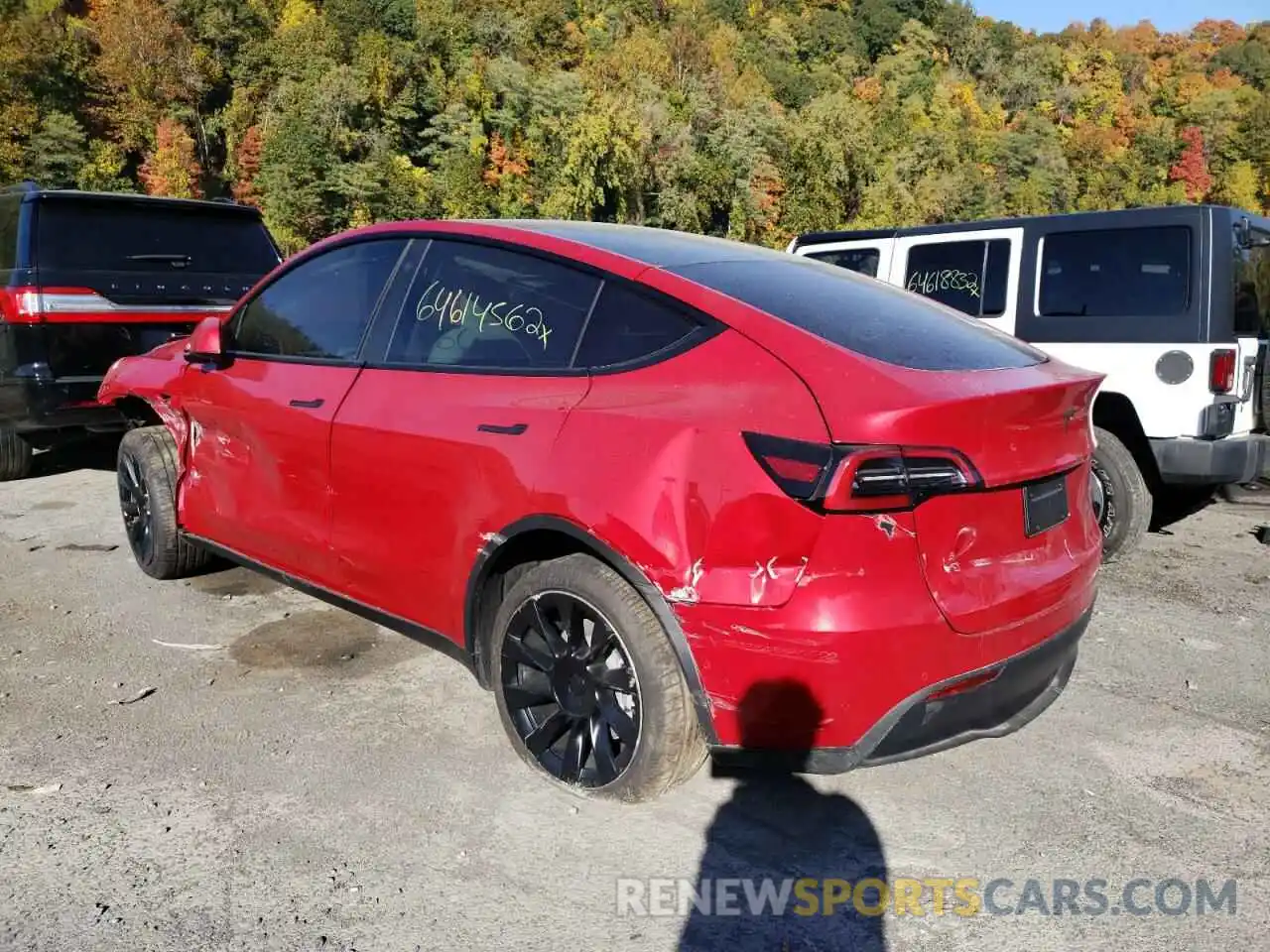 3 Photograph of a damaged car 7SAYGDEEXNF454438 TESLA MODEL Y 2022