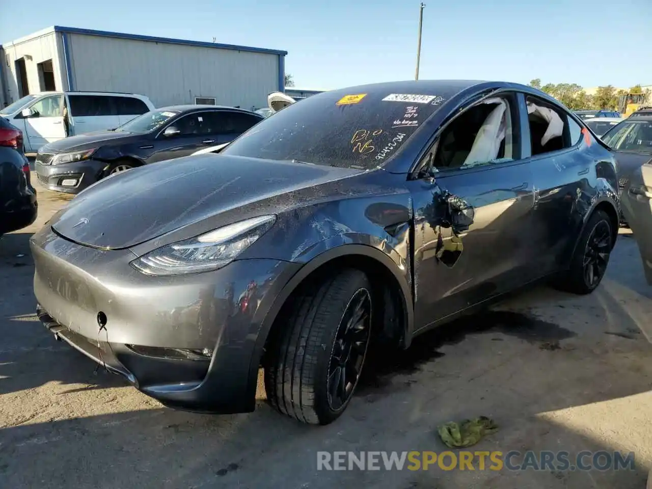 1 Photograph of a damaged car 7SAYGDEEXNF481767 TESLA MODEL Y 2022