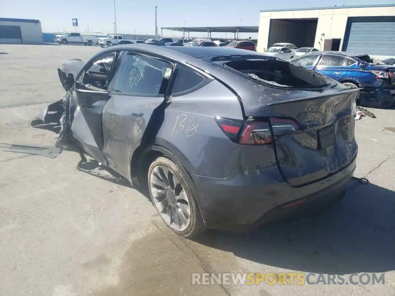 3 Photograph of a damaged car 7SAYGDEF0NF317548 TESLA MODEL Y 2022