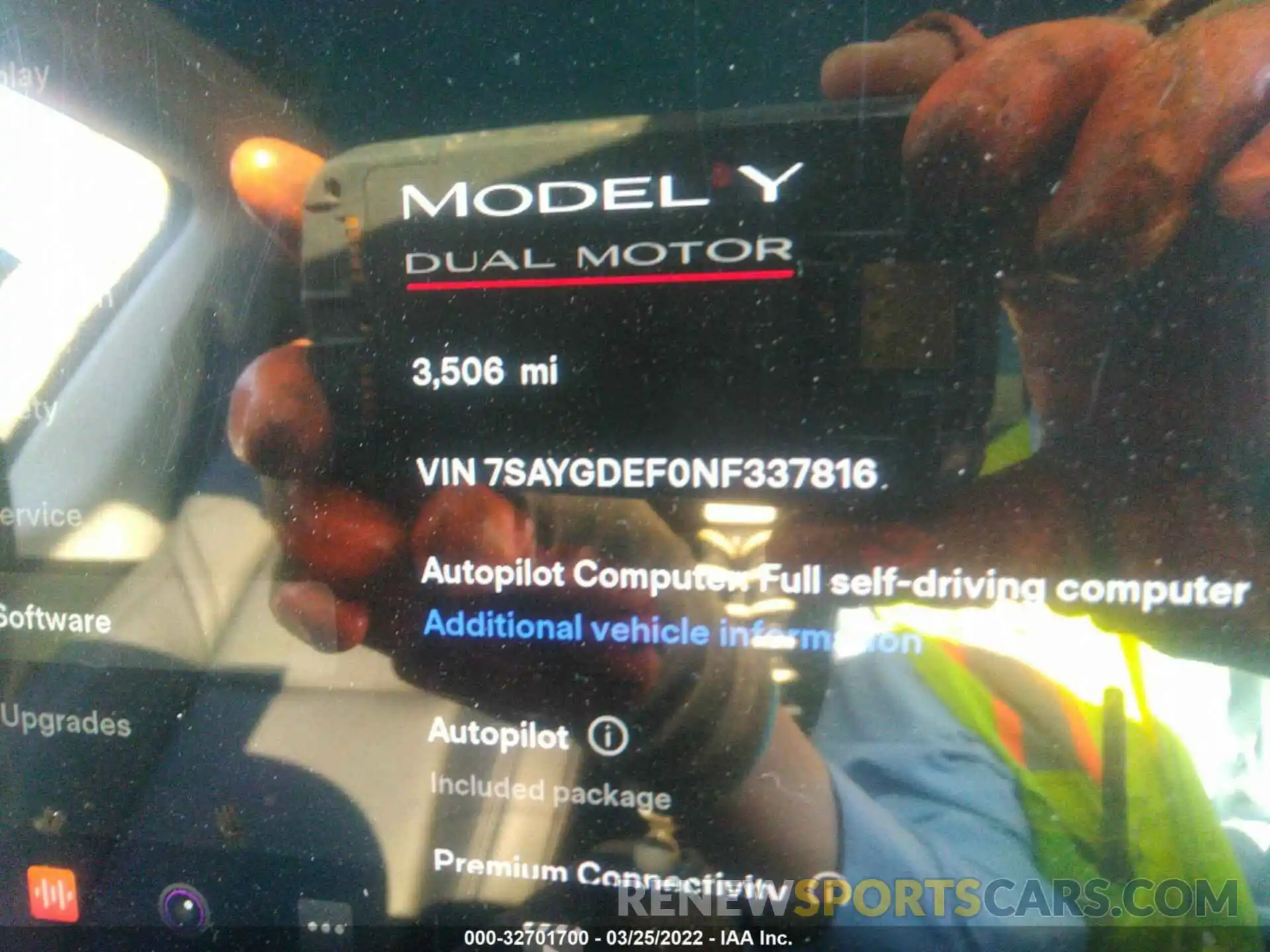 7 Photograph of a damaged car 7SAYGDEF0NF337816 TESLA MODEL Y 2022