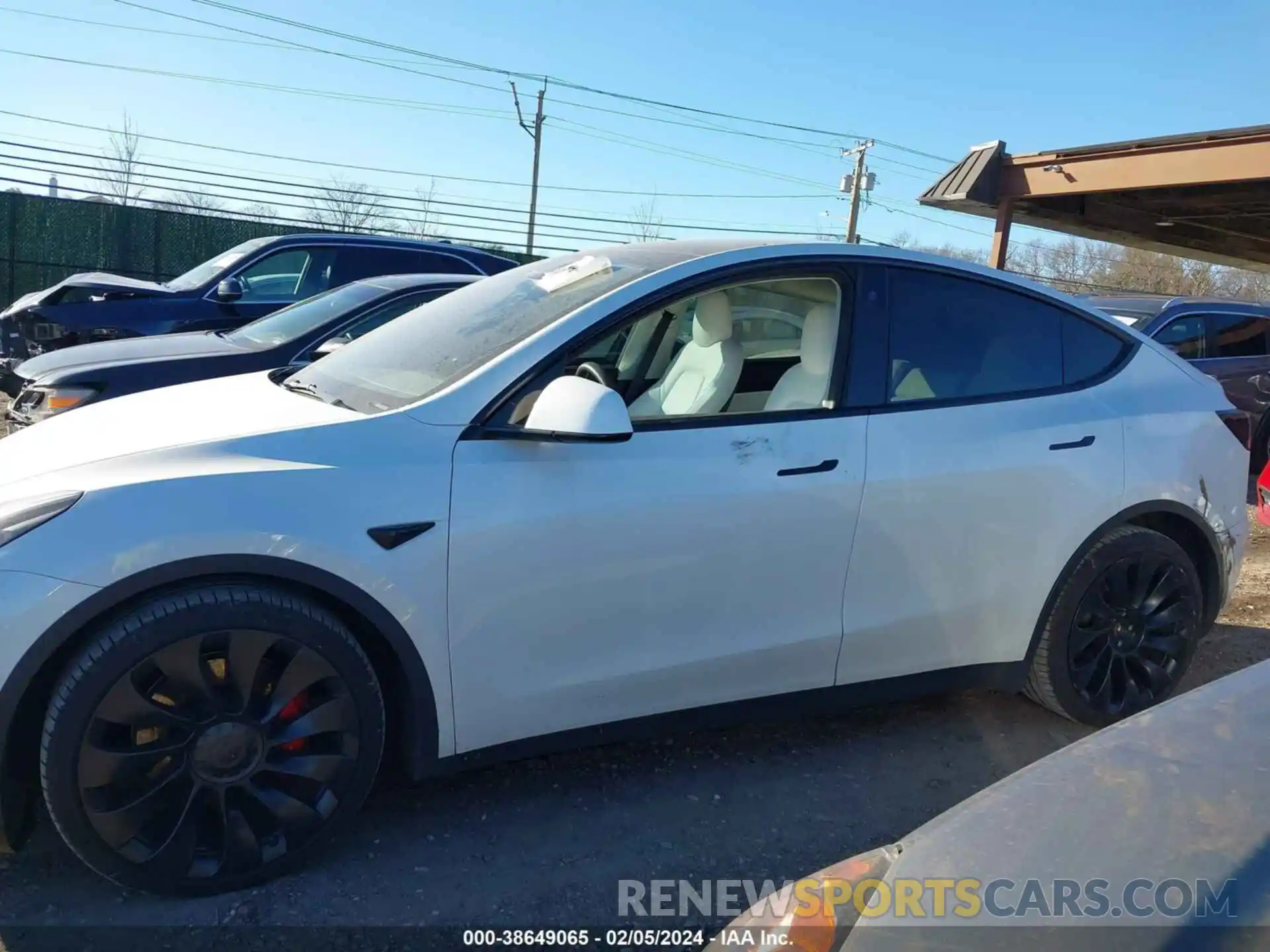 14 Photograph of a damaged car 7SAYGDEF0NF462587 TESLA MODEL Y 2022