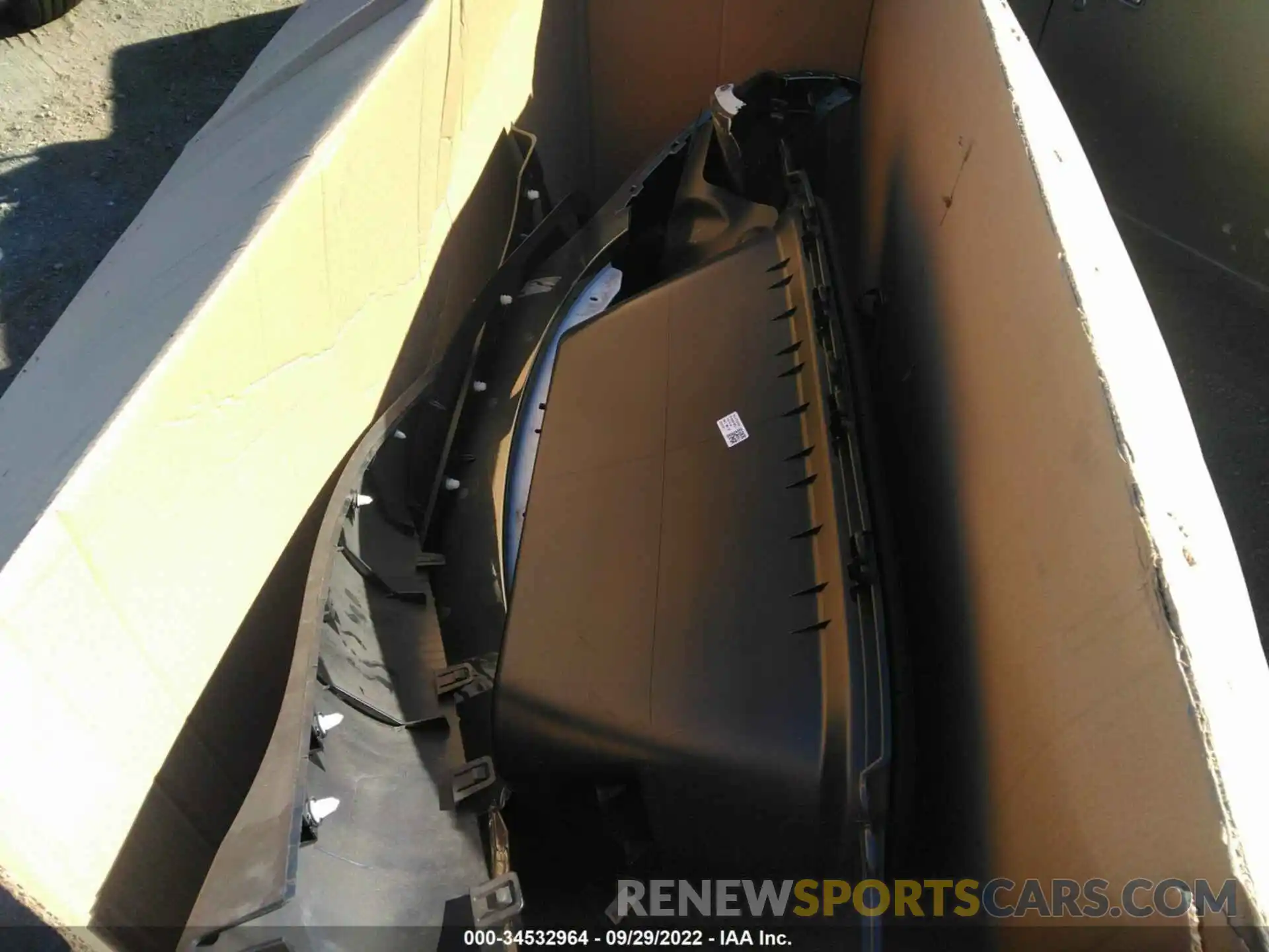 11 Photograph of a damaged car 7SAYGDEF1NF397054 TESLA MODEL Y 2022