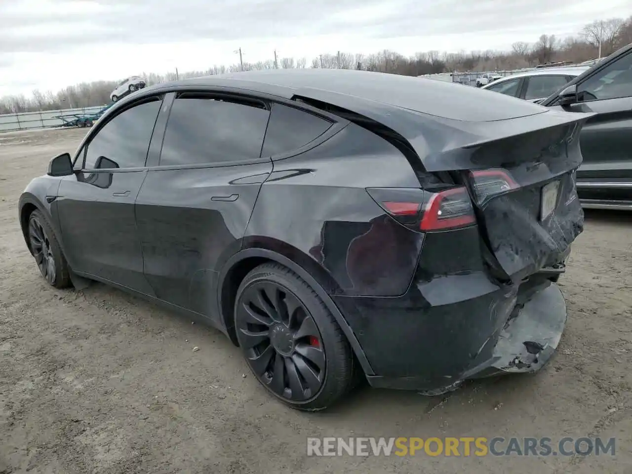 2 Photograph of a damaged car 7SAYGDEF1NF451565 TESLA MODEL Y 2022