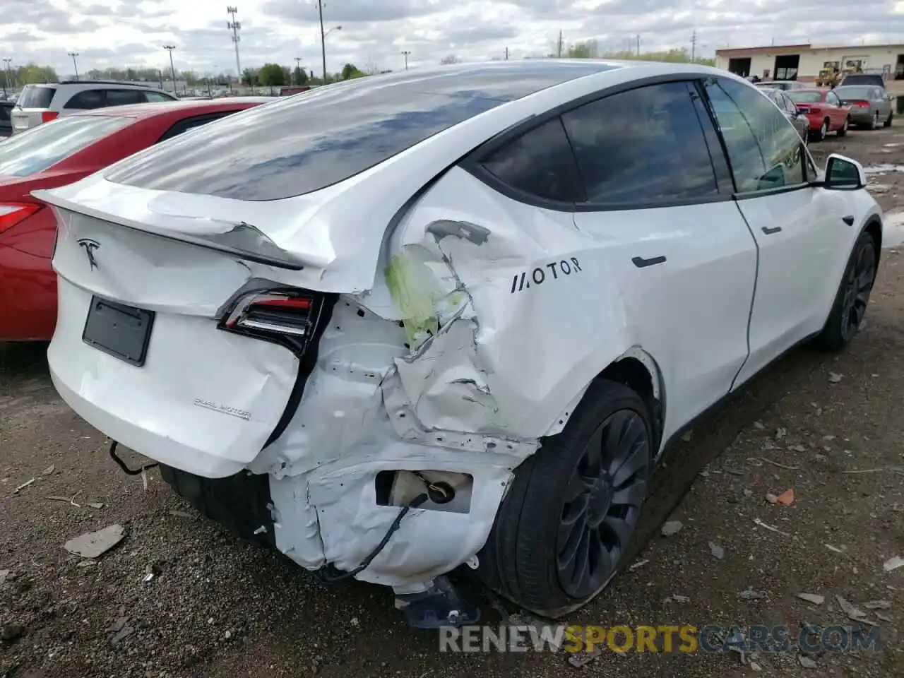 4 Photograph of a damaged car 7SAYGDEF2NF319091 TESLA MODEL Y 2022