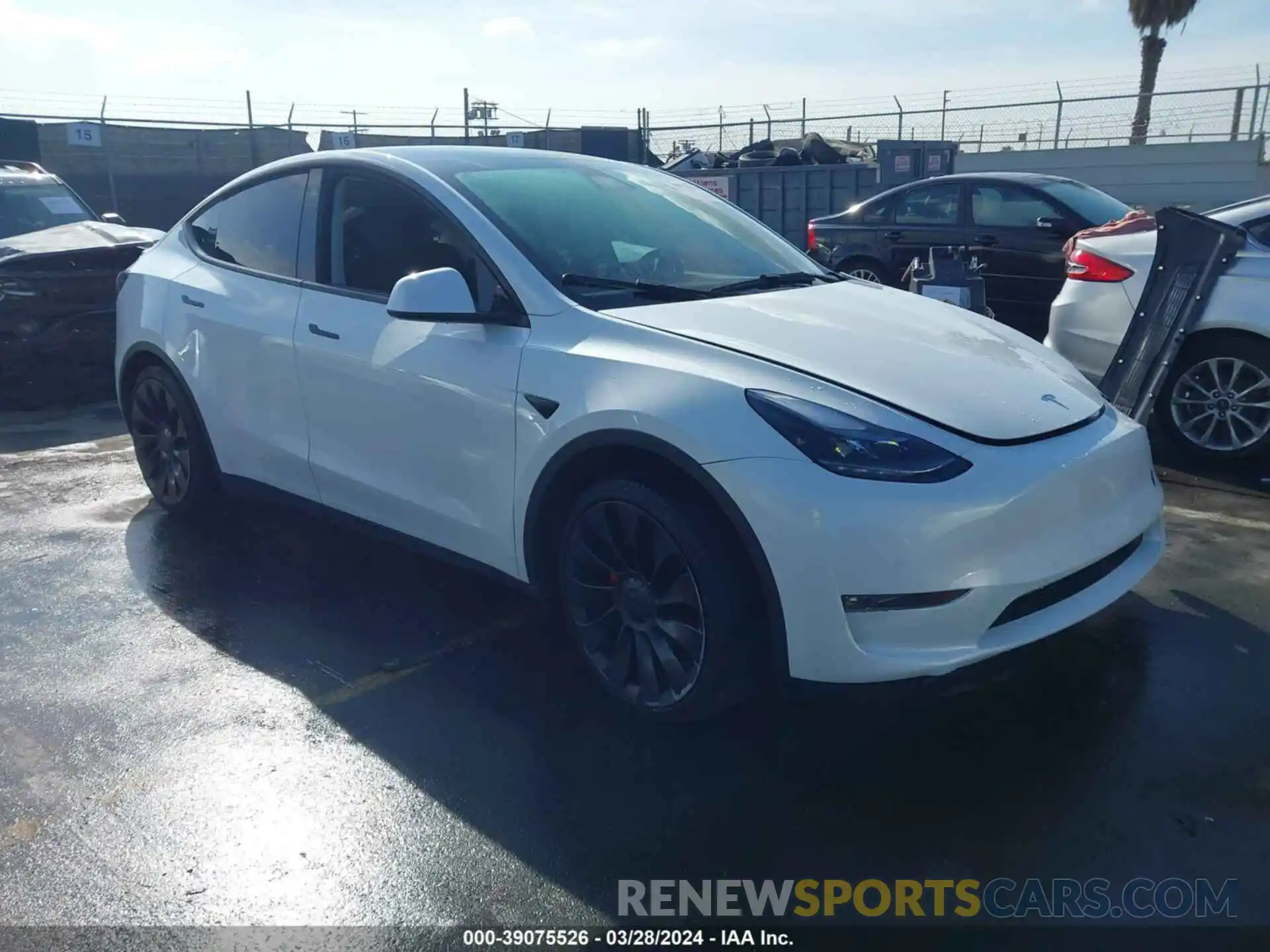 1 Photograph of a damaged car 7SAYGDEF2NF489550 TESLA MODEL Y 2022