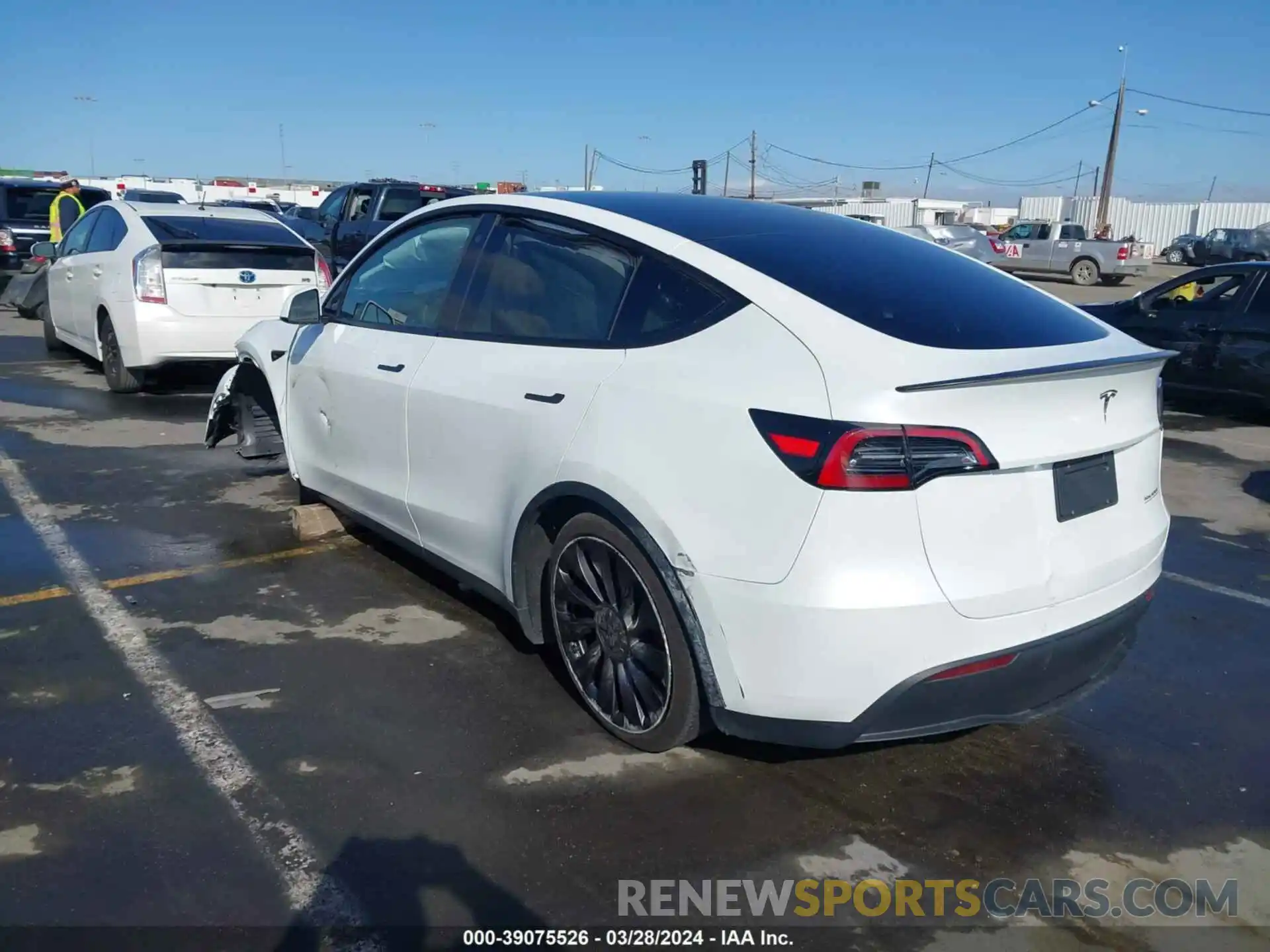 3 Photograph of a damaged car 7SAYGDEF2NF489550 TESLA MODEL Y 2022