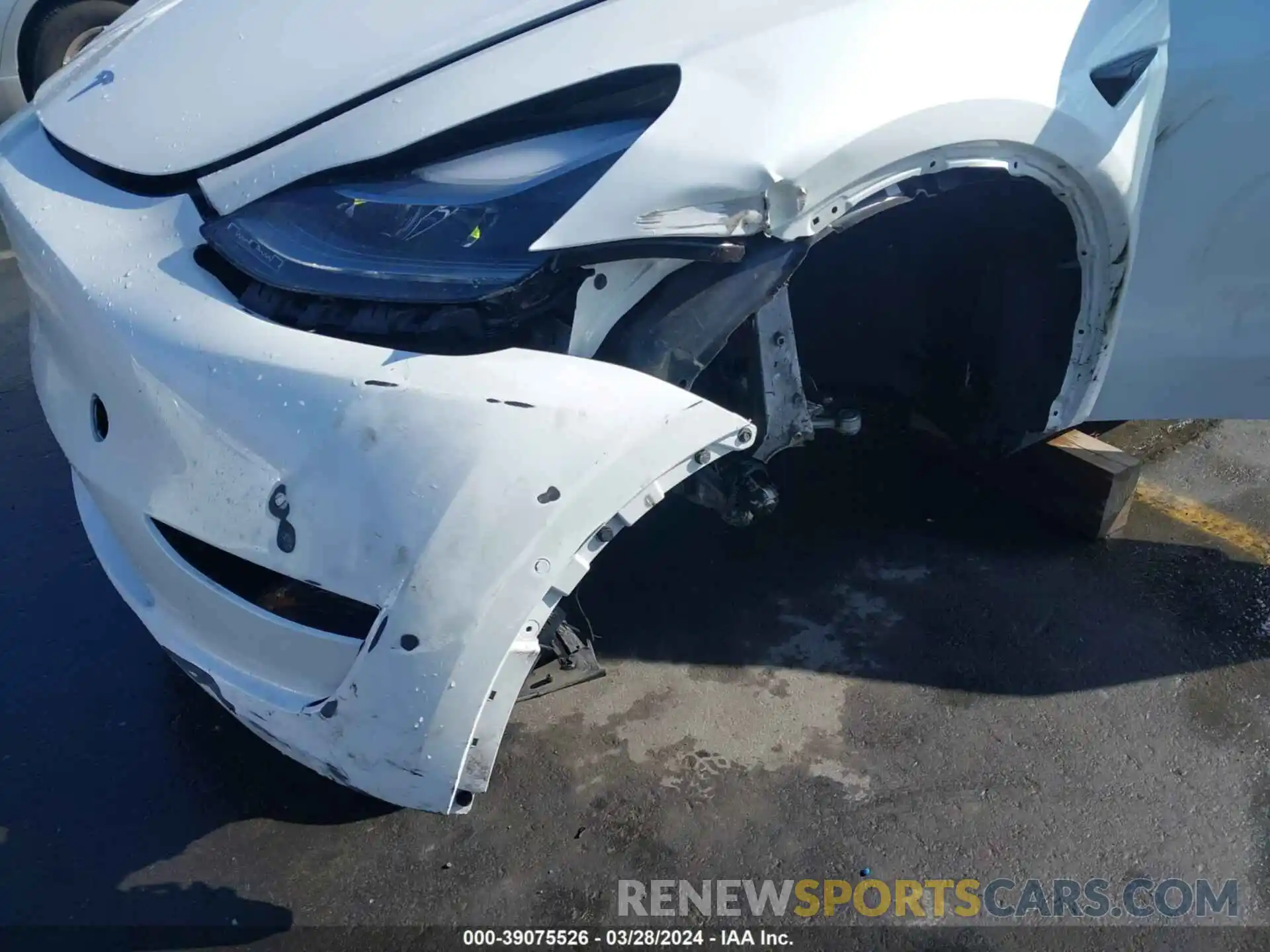 6 Photograph of a damaged car 7SAYGDEF2NF489550 TESLA MODEL Y 2022