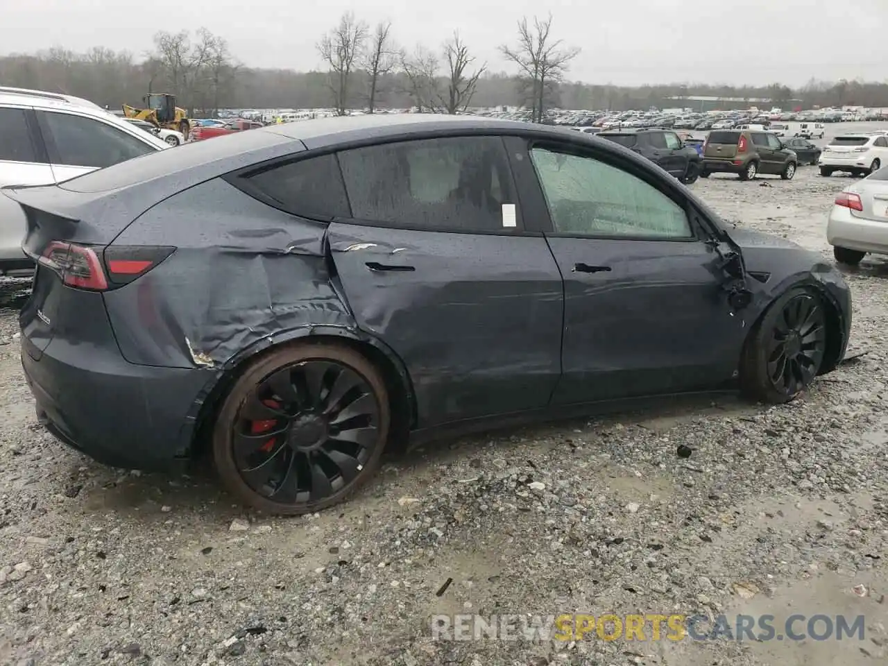 3 Photograph of a damaged car 7SAYGDEF2NF565610 TESLA MODEL Y 2022