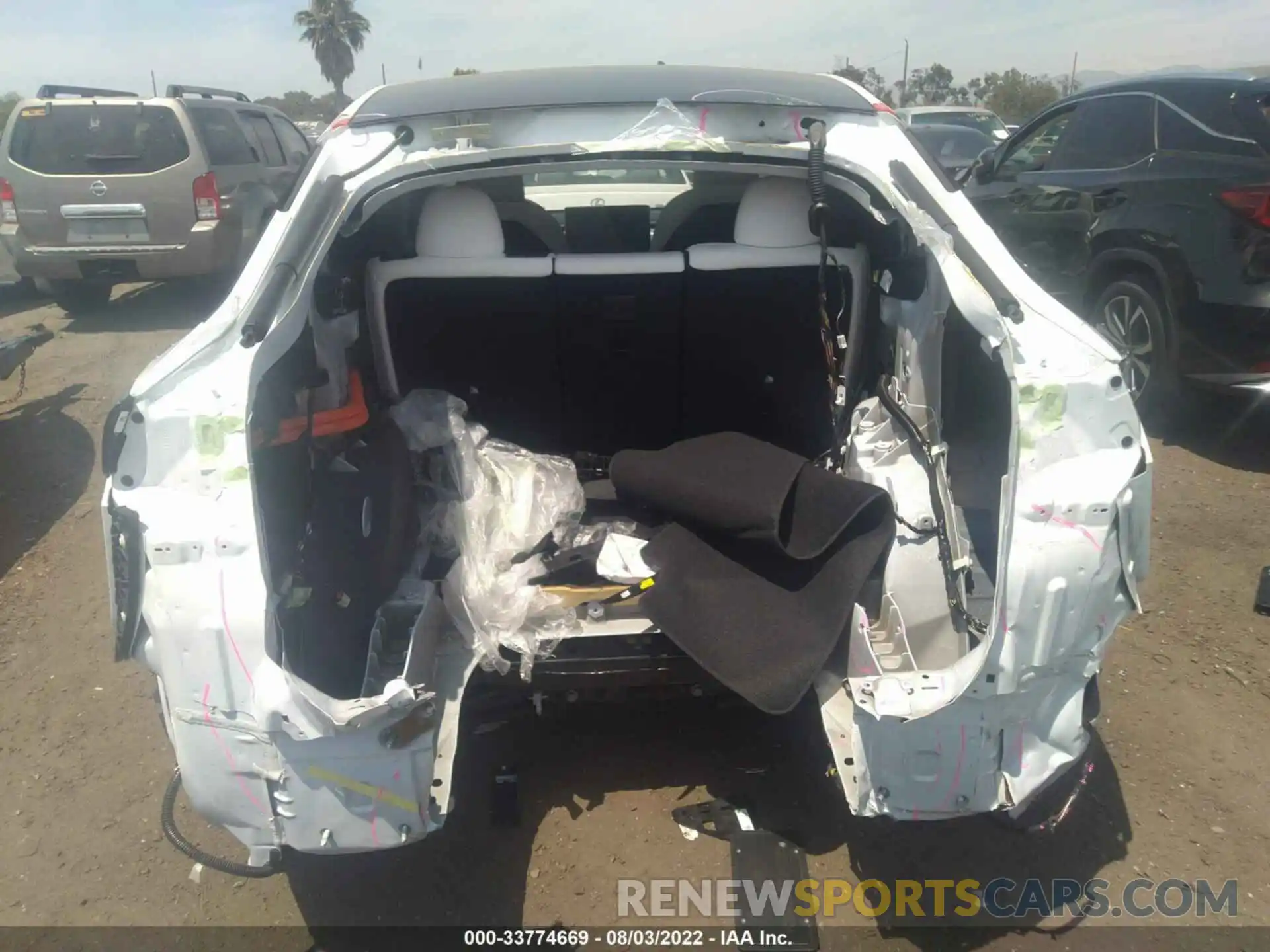 6 Photograph of a damaged car 7SAYGDEF3NF326261 TESLA MODEL Y 2022