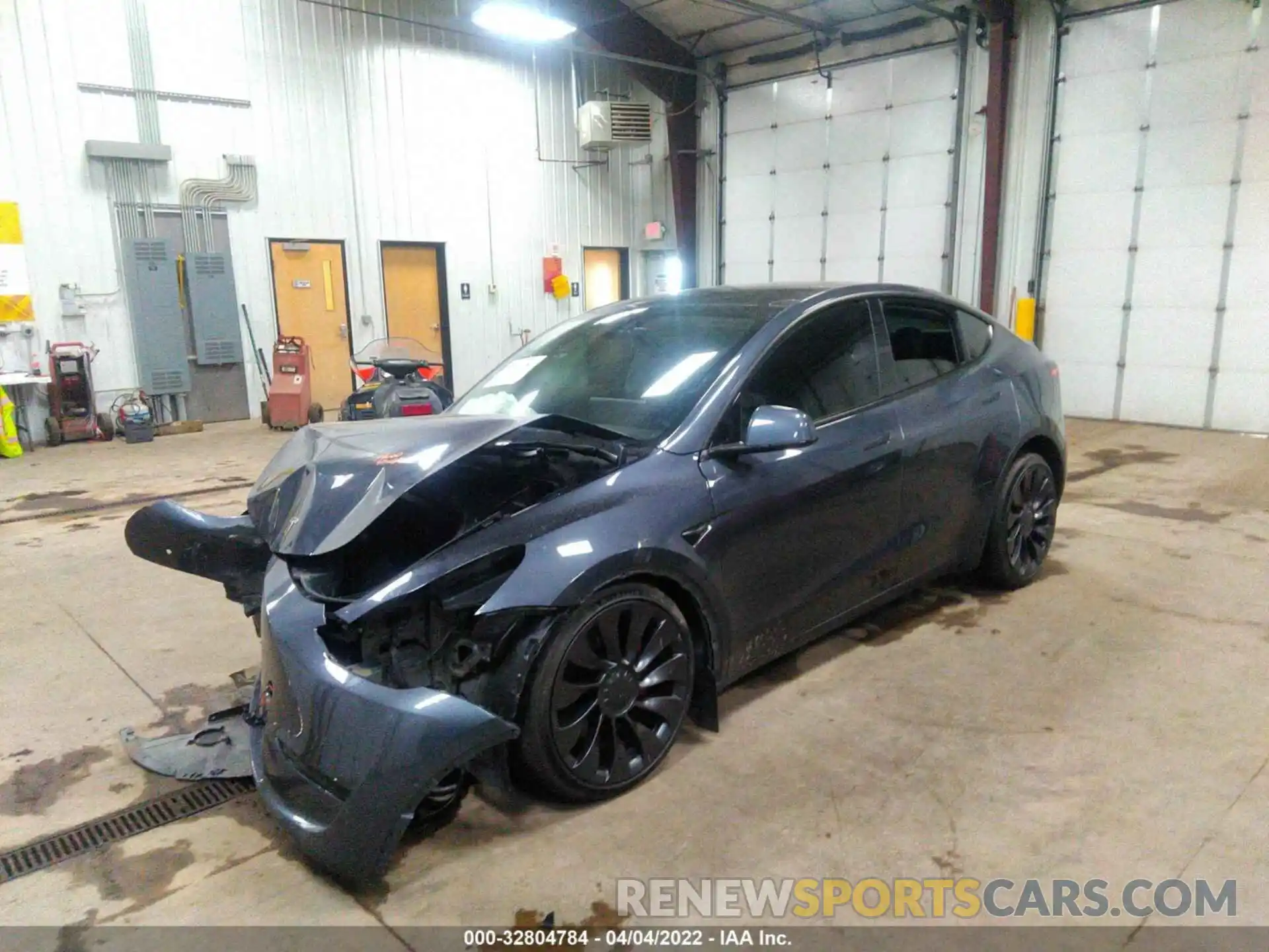 2 Photograph of a damaged car 7SAYGDEF3NF370356 TESLA MODEL Y 2022