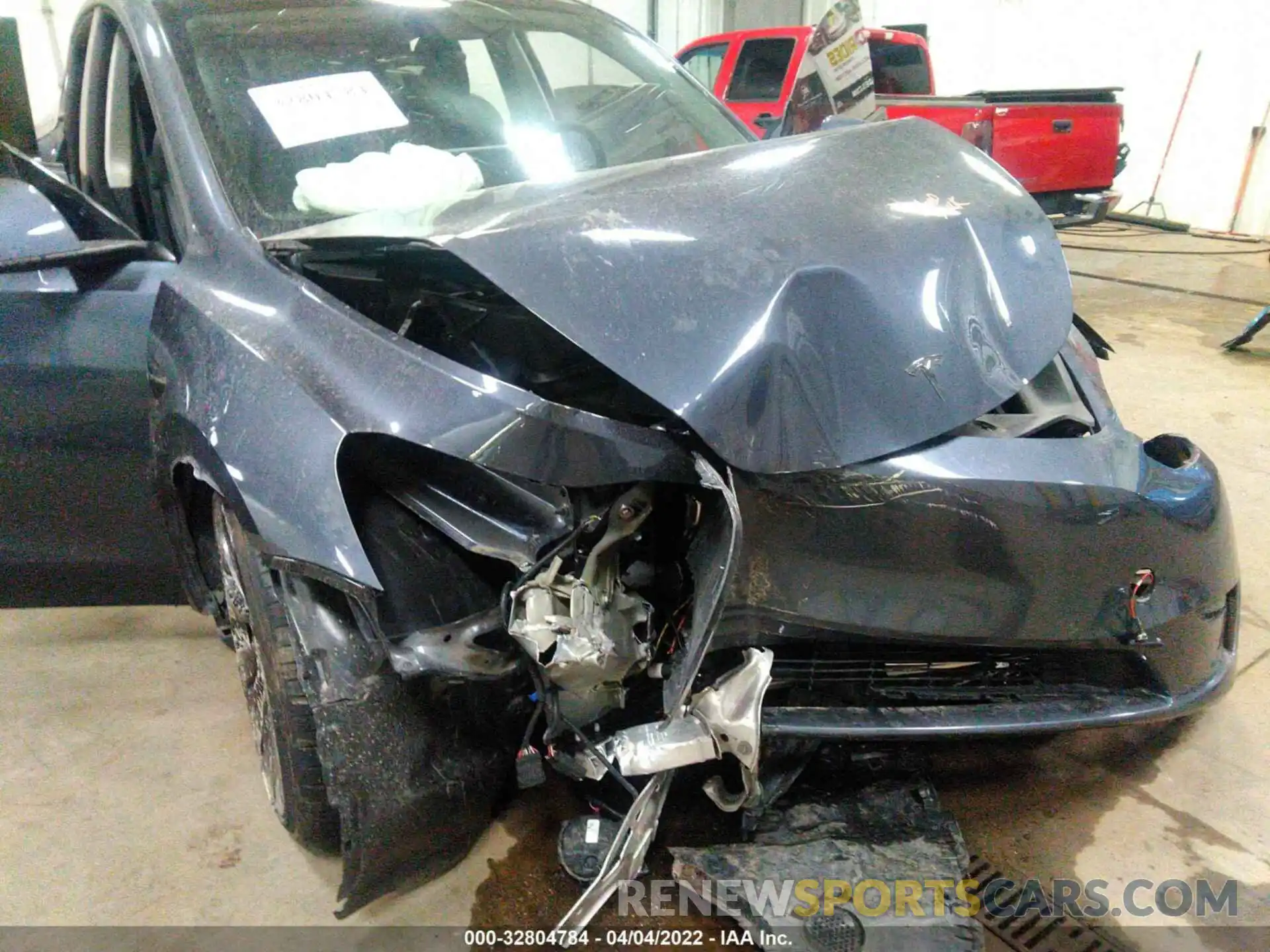 6 Photograph of a damaged car 7SAYGDEF3NF370356 TESLA MODEL Y 2022