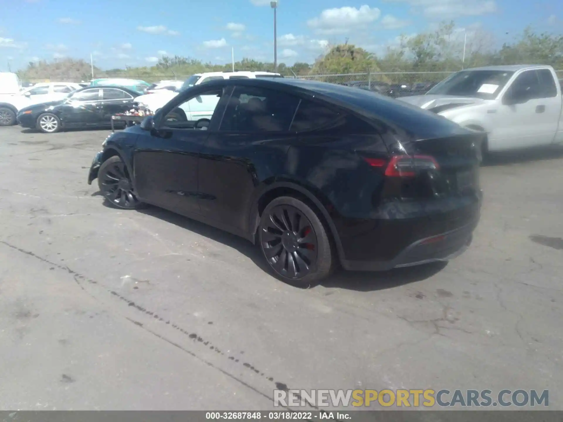 3 Photograph of a damaged car 7SAYGDEF3NF377114 TESLA MODEL Y 2022