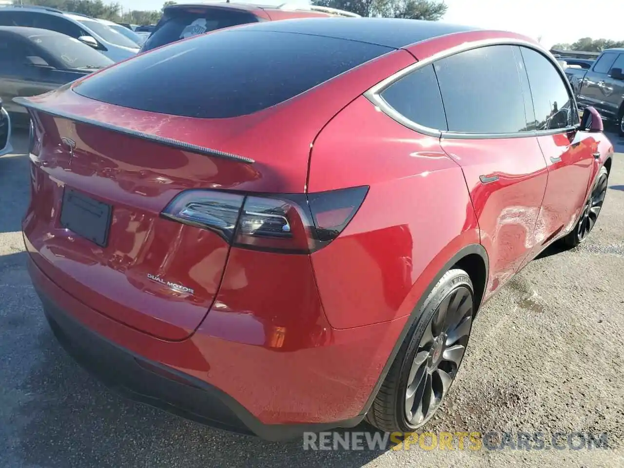 4 Photograph of a damaged car 7SAYGDEF3NF448800 TESLA MODEL Y 2022