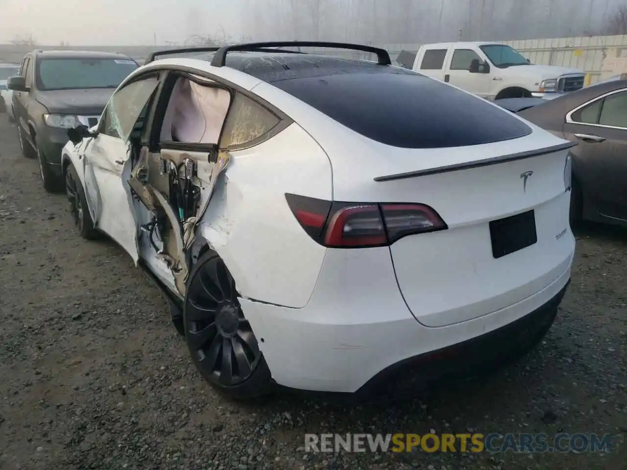 3 Photograph of a damaged car 7SAYGDEF4NF324342 TESLA MODEL Y 2022