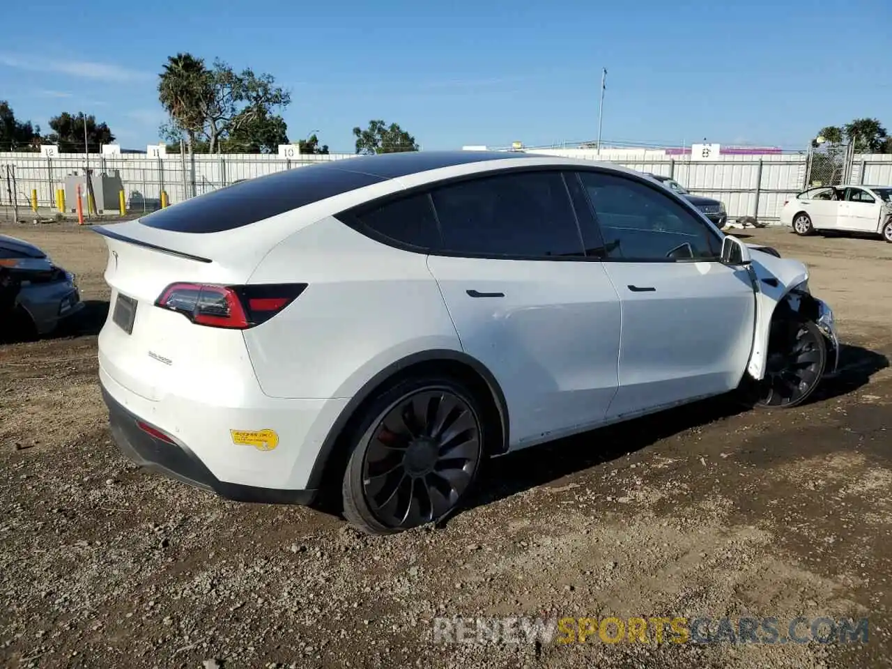 3 Photograph of a damaged car 7SAYGDEF4NF338161 TESLA MODEL Y 2022