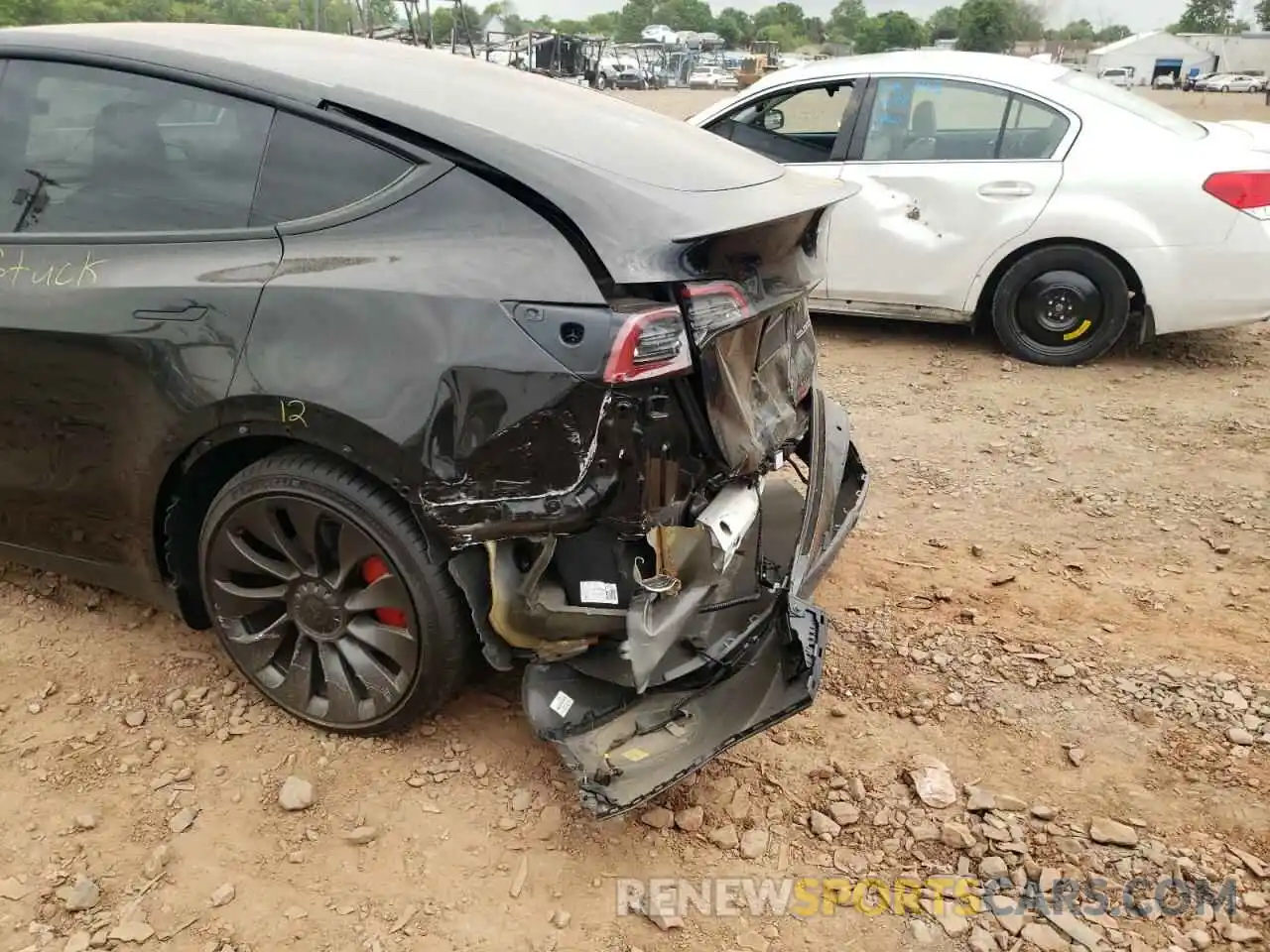 10 Photograph of a damaged car 7SAYGDEF4NF354621 TESLA MODEL Y 2022