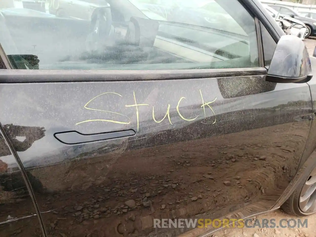 5 Photograph of a damaged car 7SAYGDEF4NF354621 TESLA MODEL Y 2022