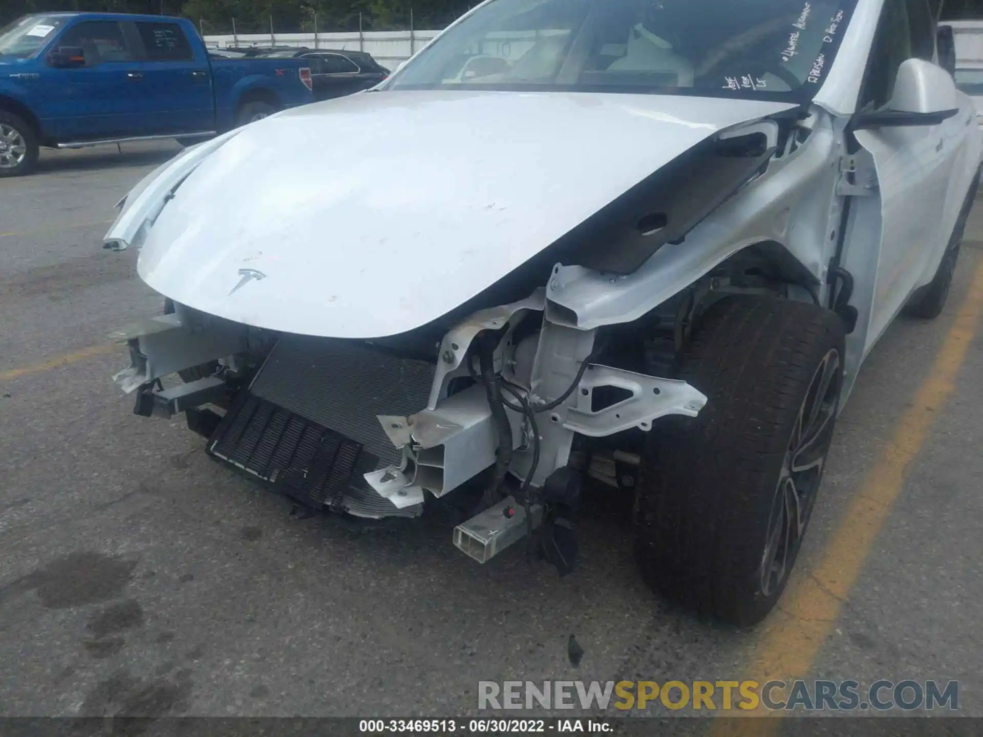 6 Photograph of a damaged car 7SAYGDEF5NF326178 TESLA MODEL Y 2022