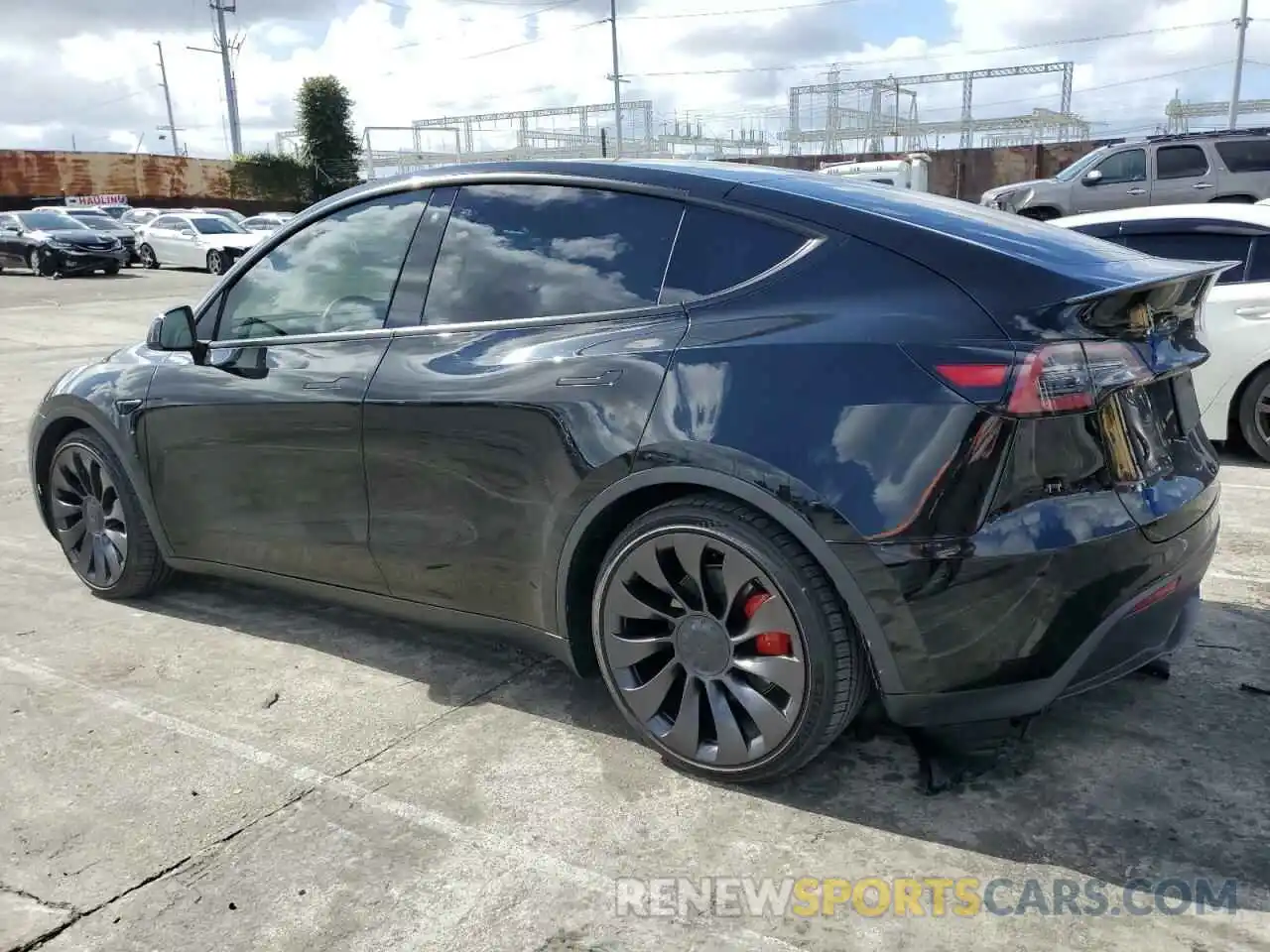 2 Photograph of a damaged car 7SAYGDEF5NF326679 TESLA MODEL Y 2022