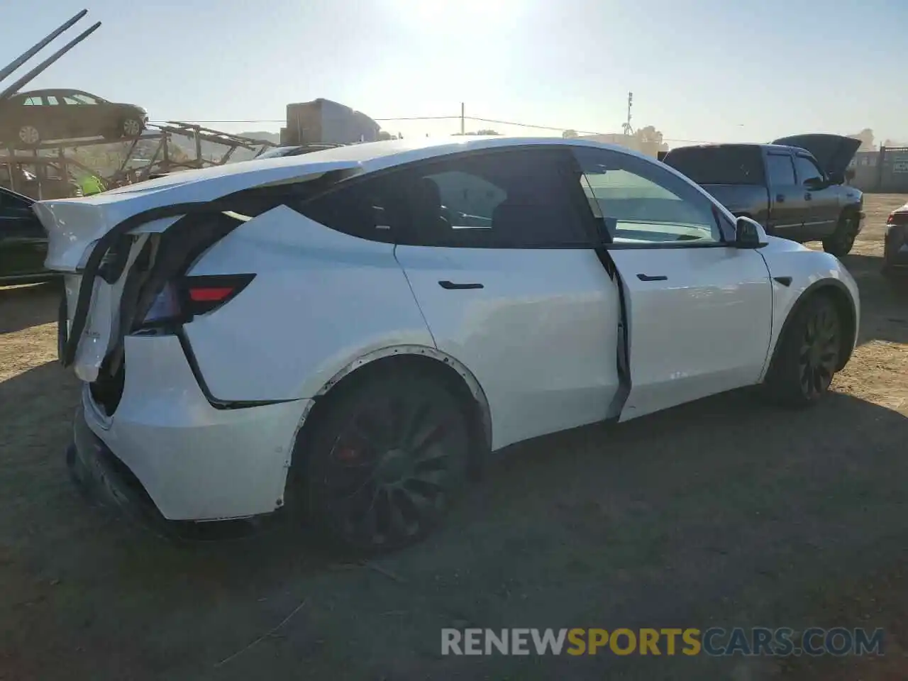 3 Photograph of a damaged car 7SAYGDEF5NF347922 TESLA MODEL Y 2022