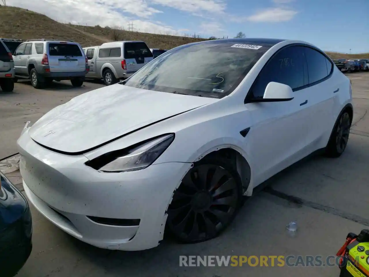 2 Photograph of a damaged car 7SAYGDEF5NF362176 TESLA MODEL Y 2022