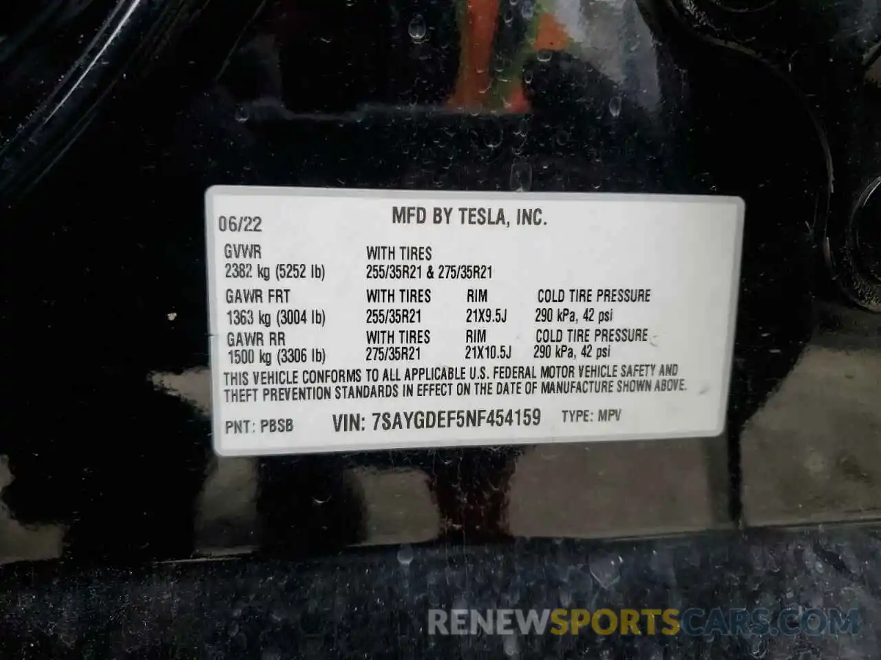 12 Photograph of a damaged car 7SAYGDEF5NF454159 TESLA MODEL Y 2022