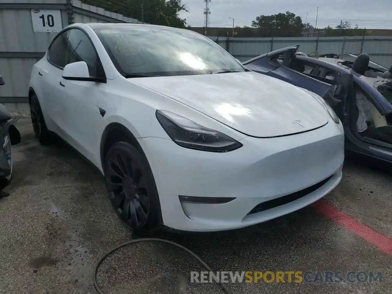 1 Photograph of a damaged car 7SAYGDEF5NF506292 TESLA MODEL Y 2022