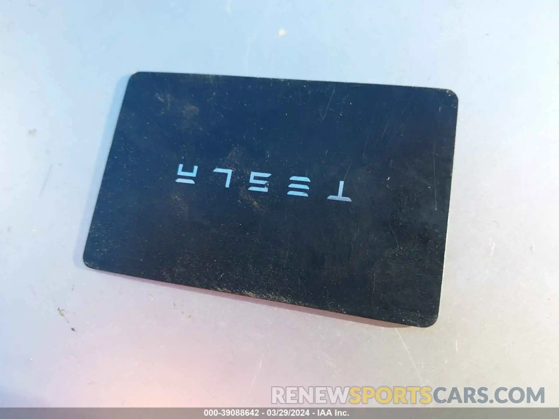 11 Photograph of a damaged car 7SAYGDEF5NF521522 TESLA MODEL Y 2022