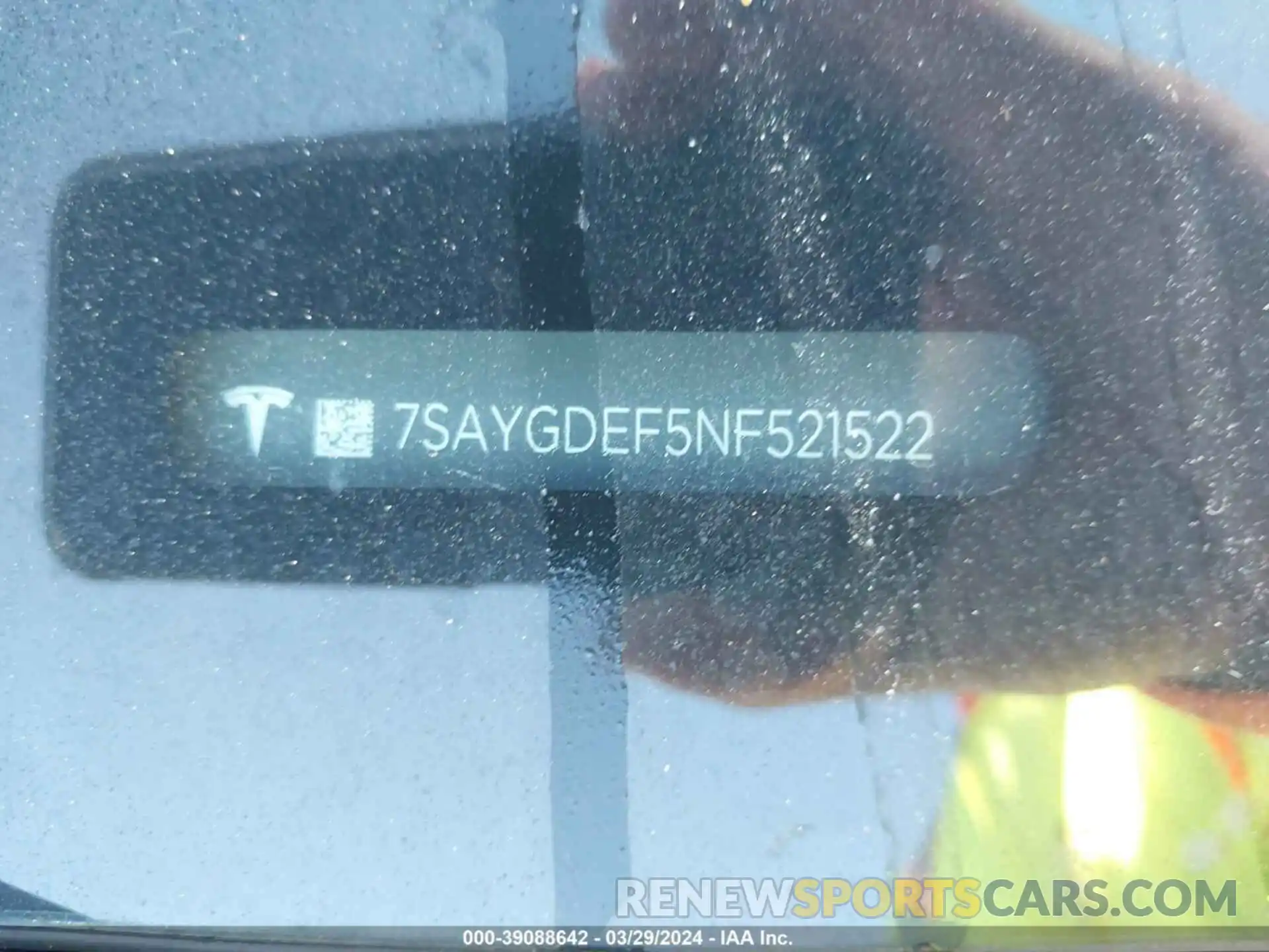 9 Photograph of a damaged car 7SAYGDEF5NF521522 TESLA MODEL Y 2022