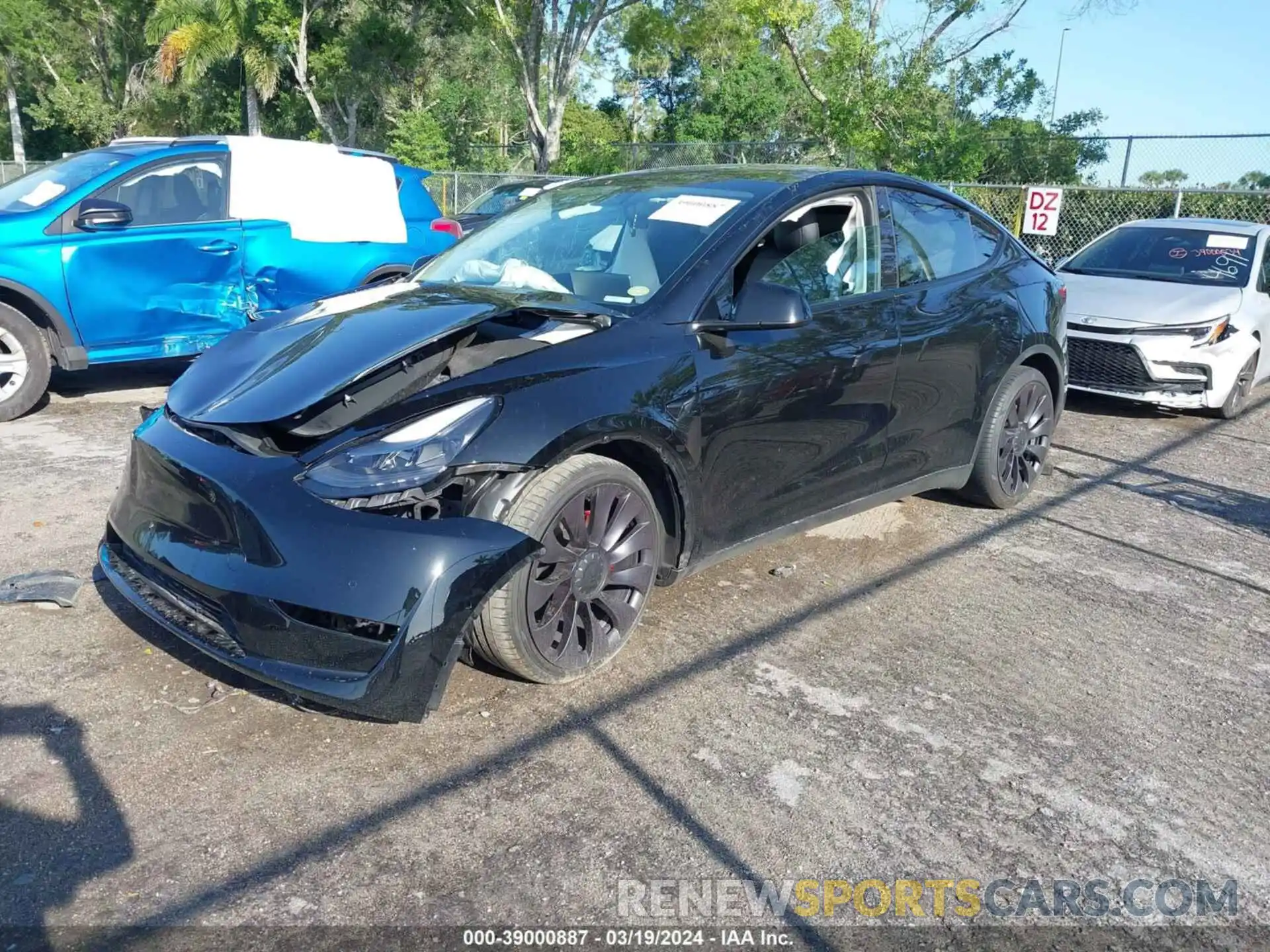 2 Photograph of a damaged car 7SAYGDEF6NF313262 TESLA MODEL Y 2022