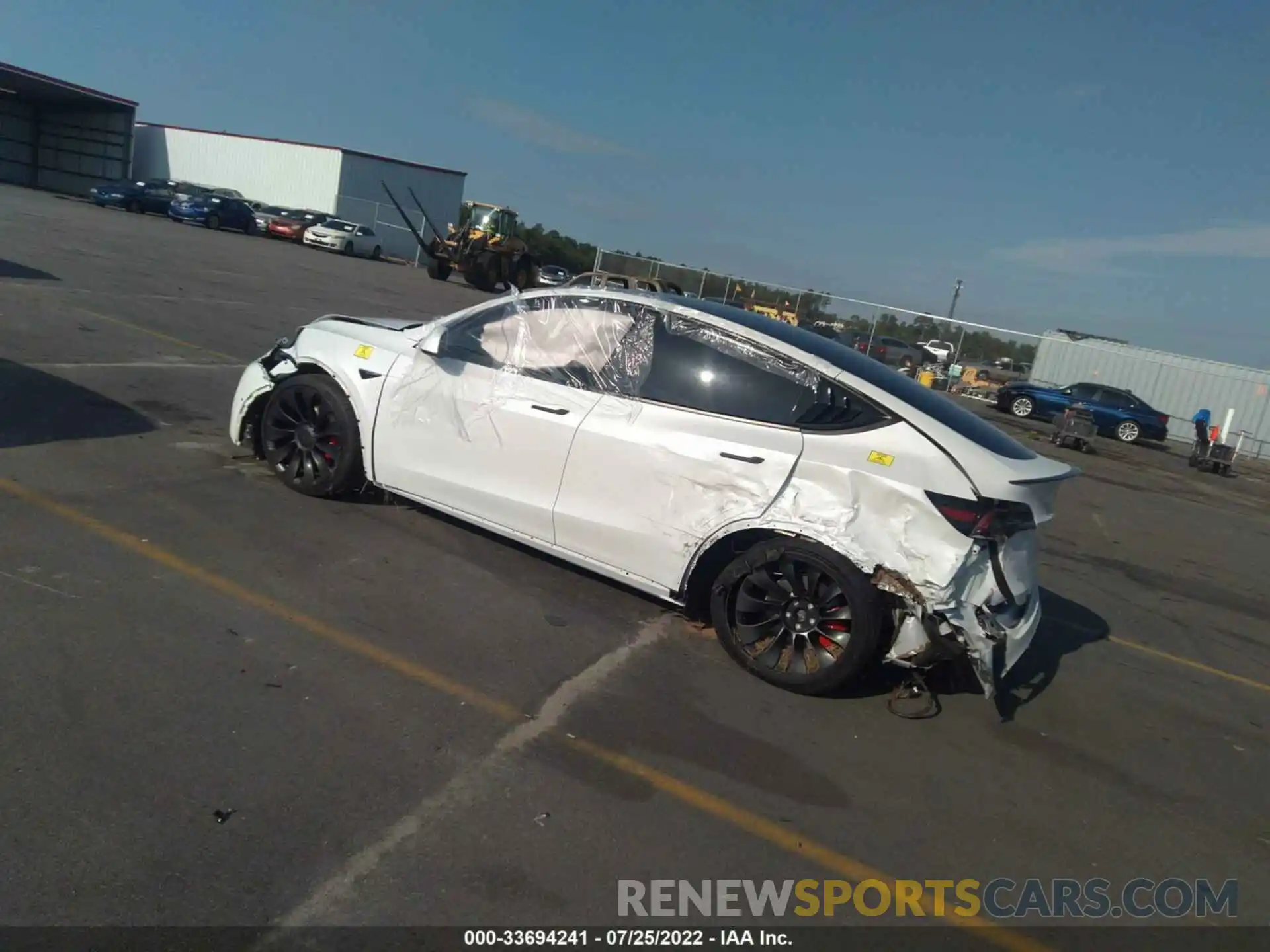 3 Photograph of a damaged car 7SAYGDEF6NF378242 TESLA MODEL Y 2022